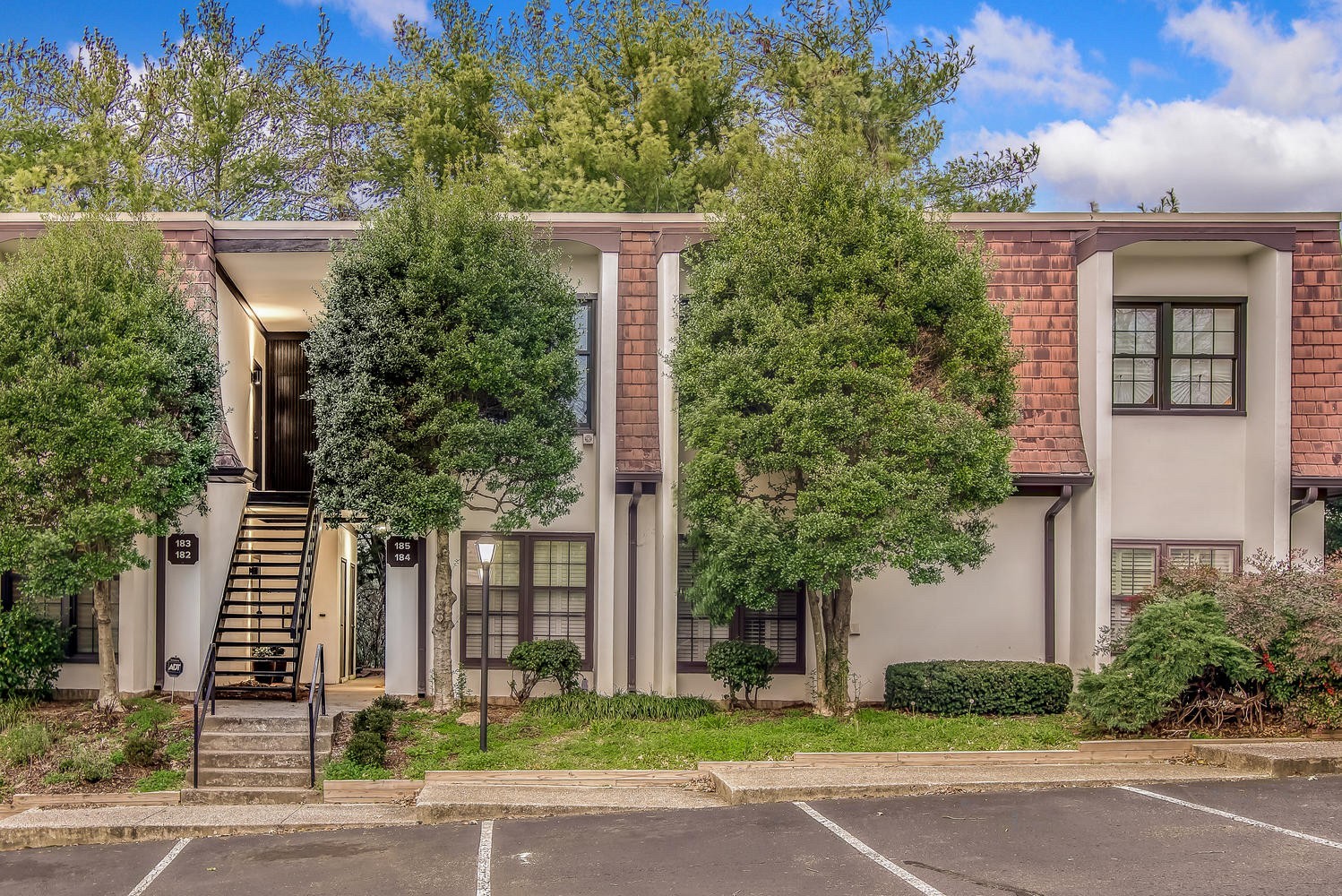 4505 Harding Pike Unit: 185