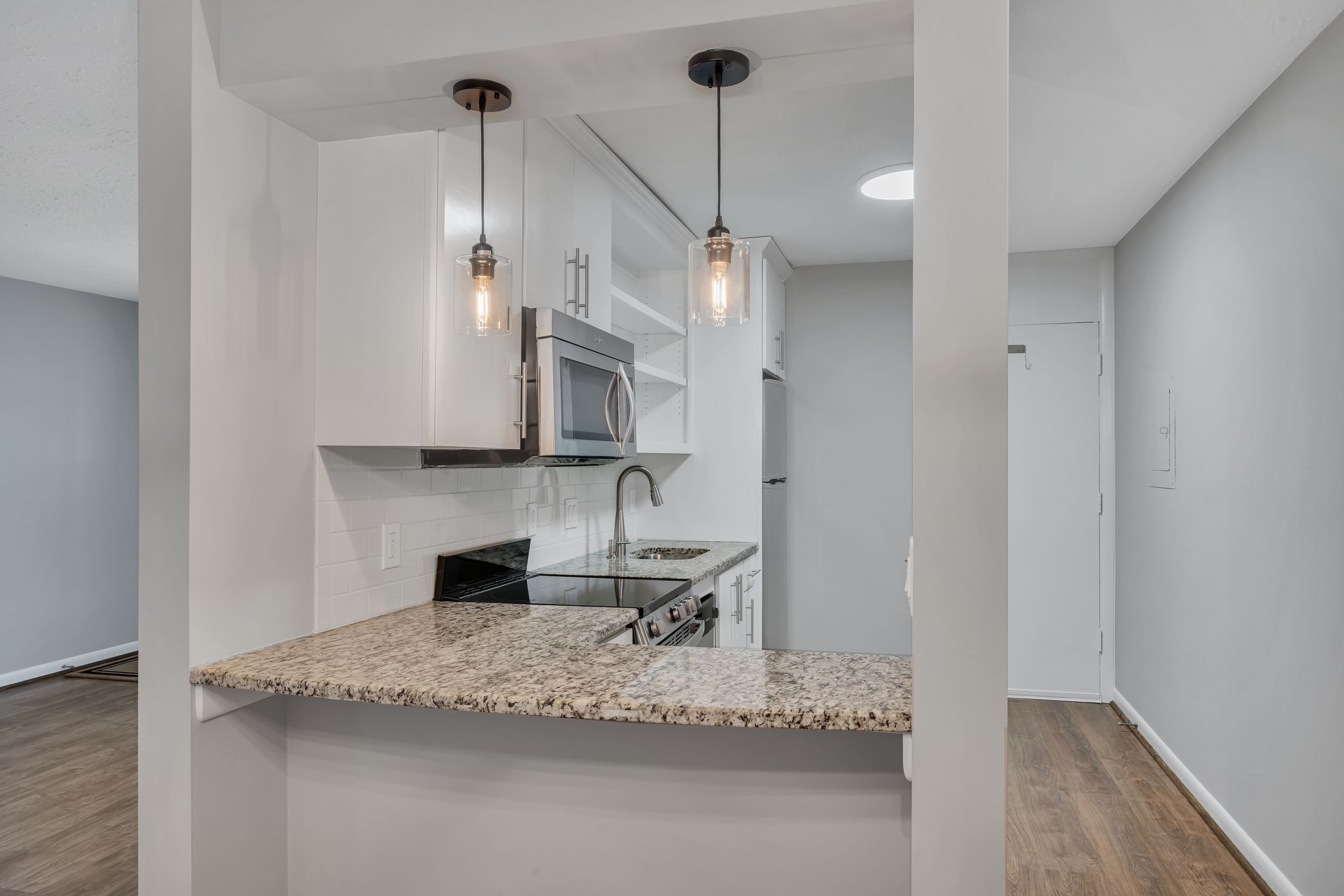 3831 West End Ave Unit: 32