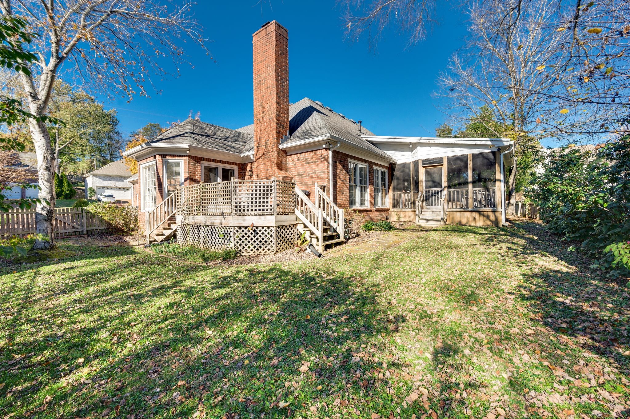 6928 Collinswood Dr