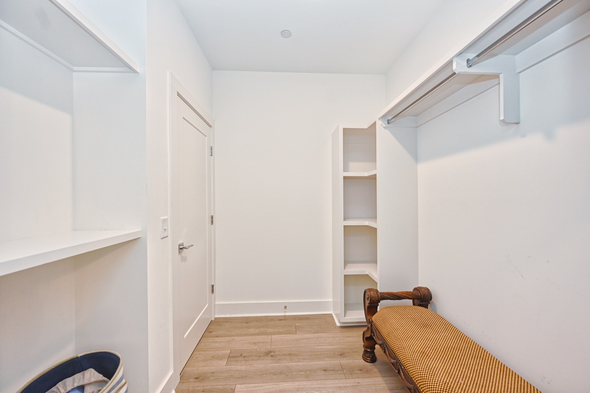 1613 Marshall Hollow Dr Unit: 203