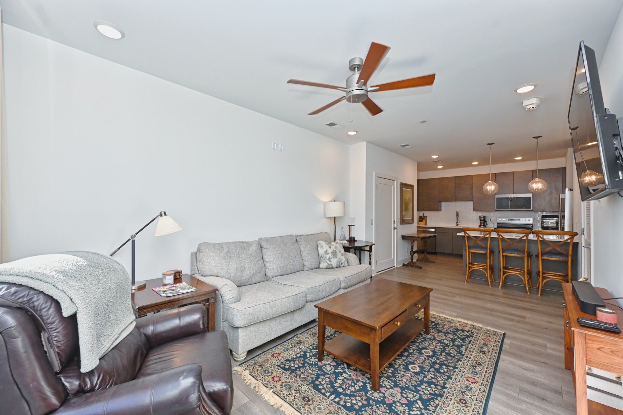 1613 Marshall Hollow Dr Unit: 203
