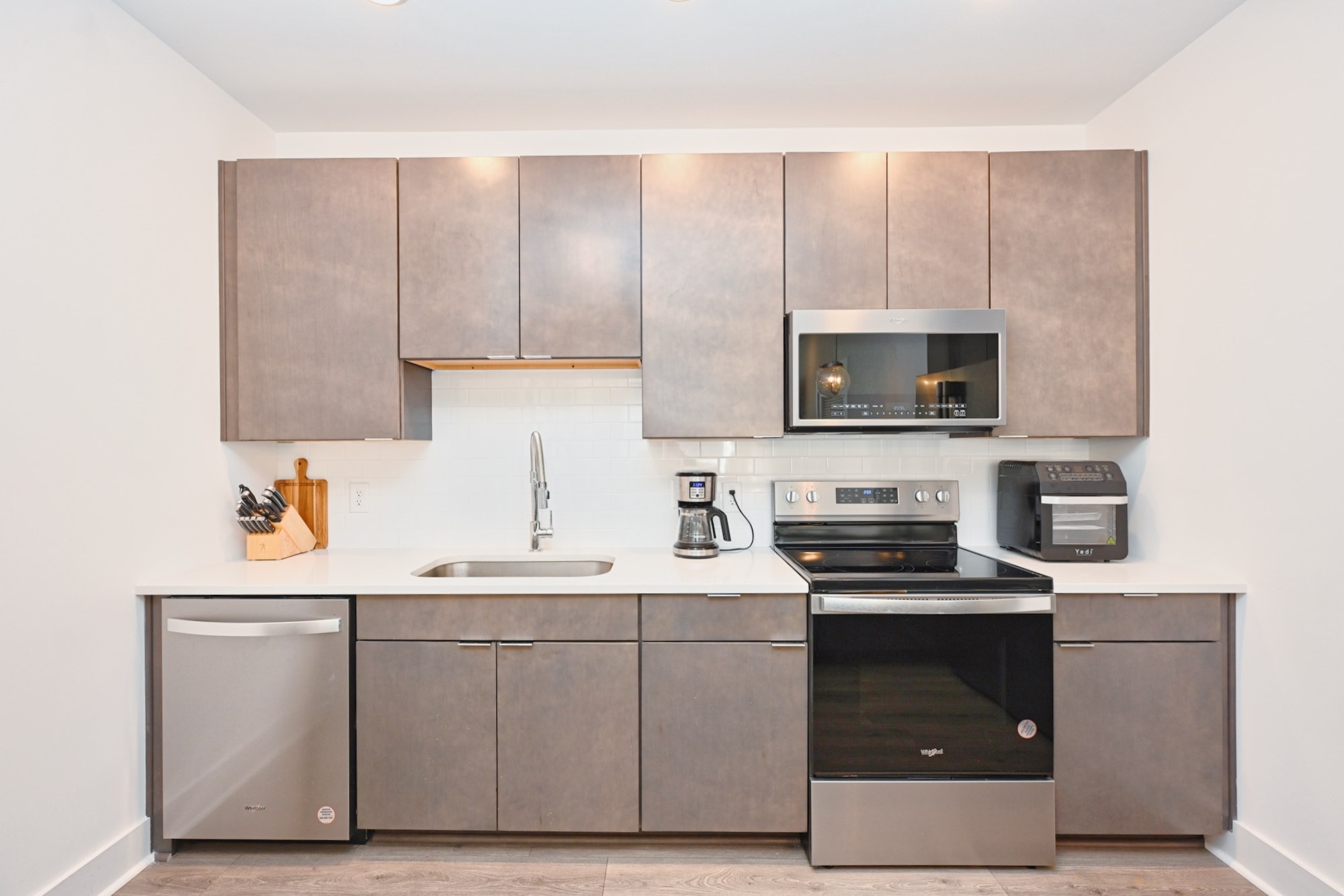 1613 Marshall Hollow Dr Unit: 203