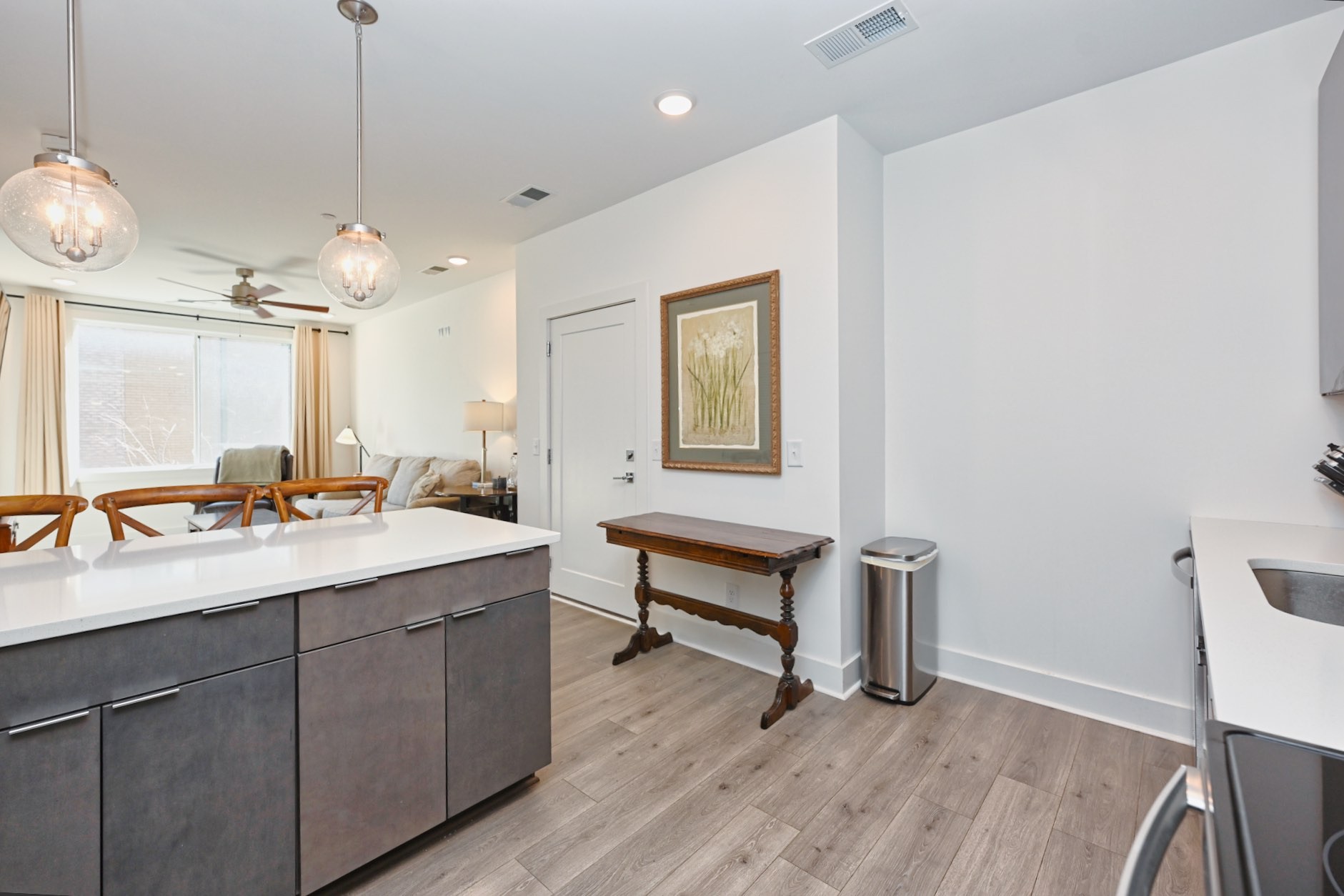 1613 Marshall Hollow Dr Unit: 203
