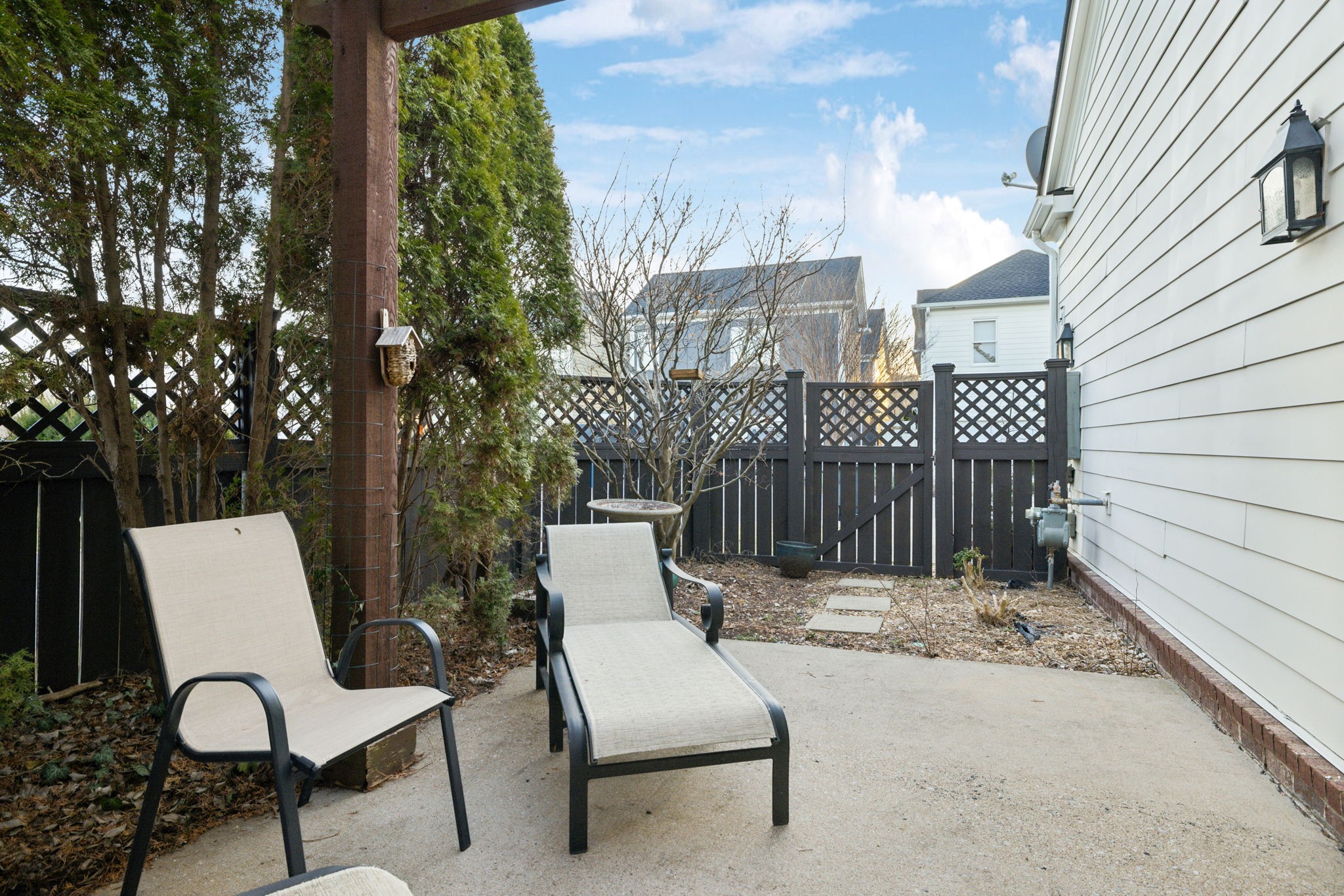 368 Byron Way