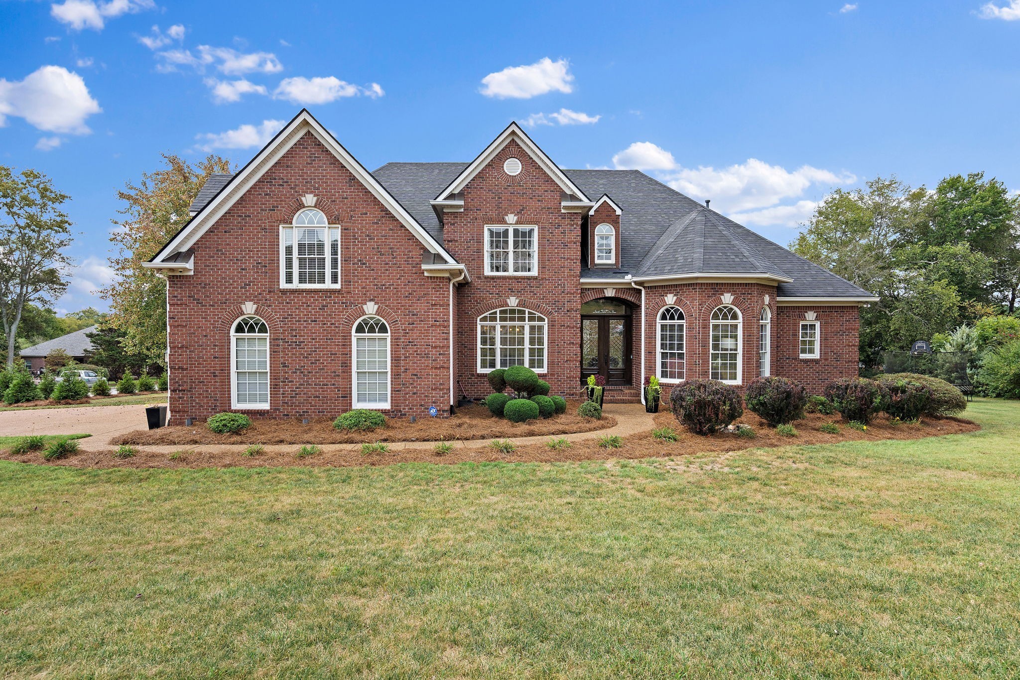 2727 McLemore Way