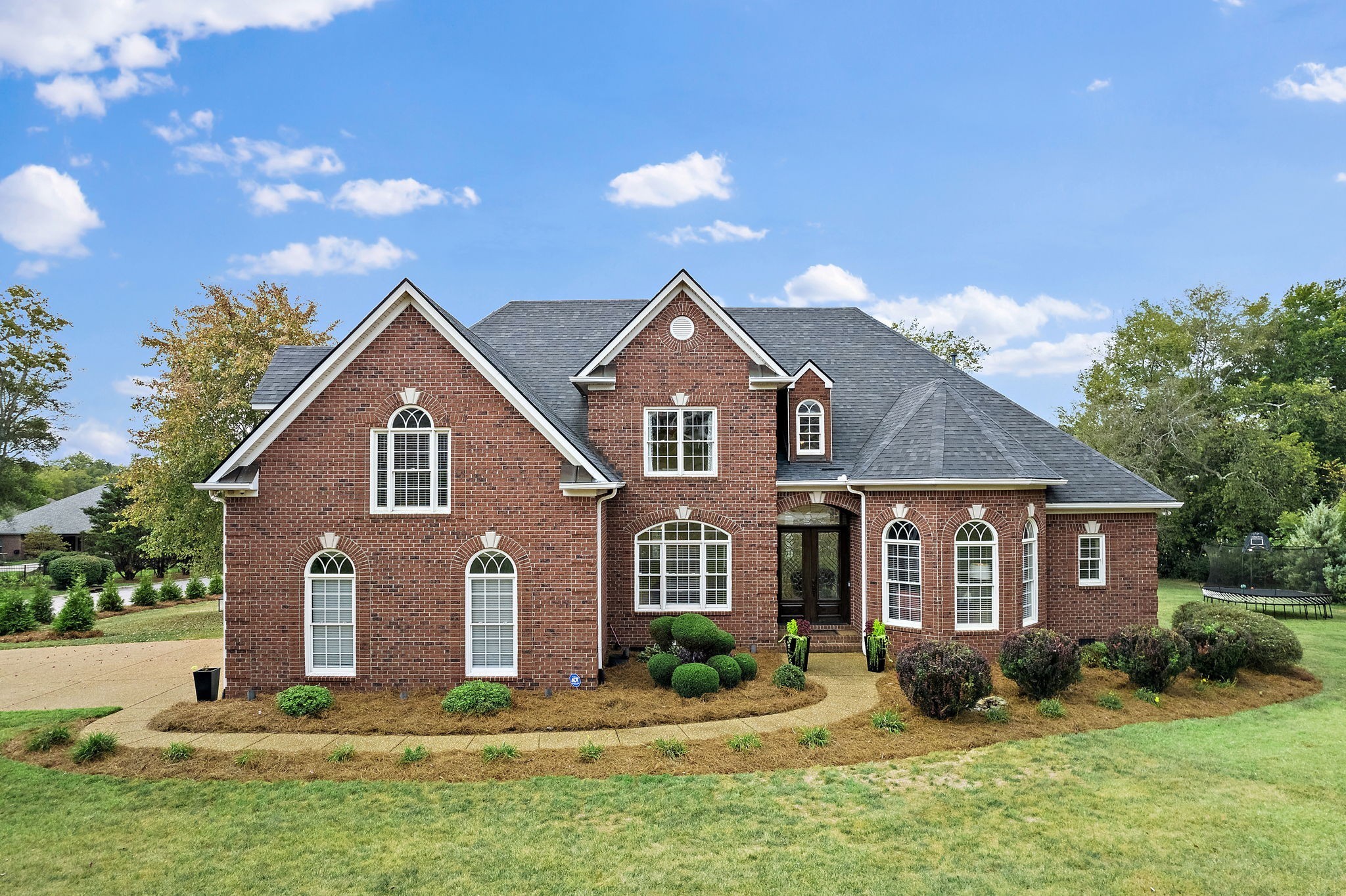 2727 McLemore Way