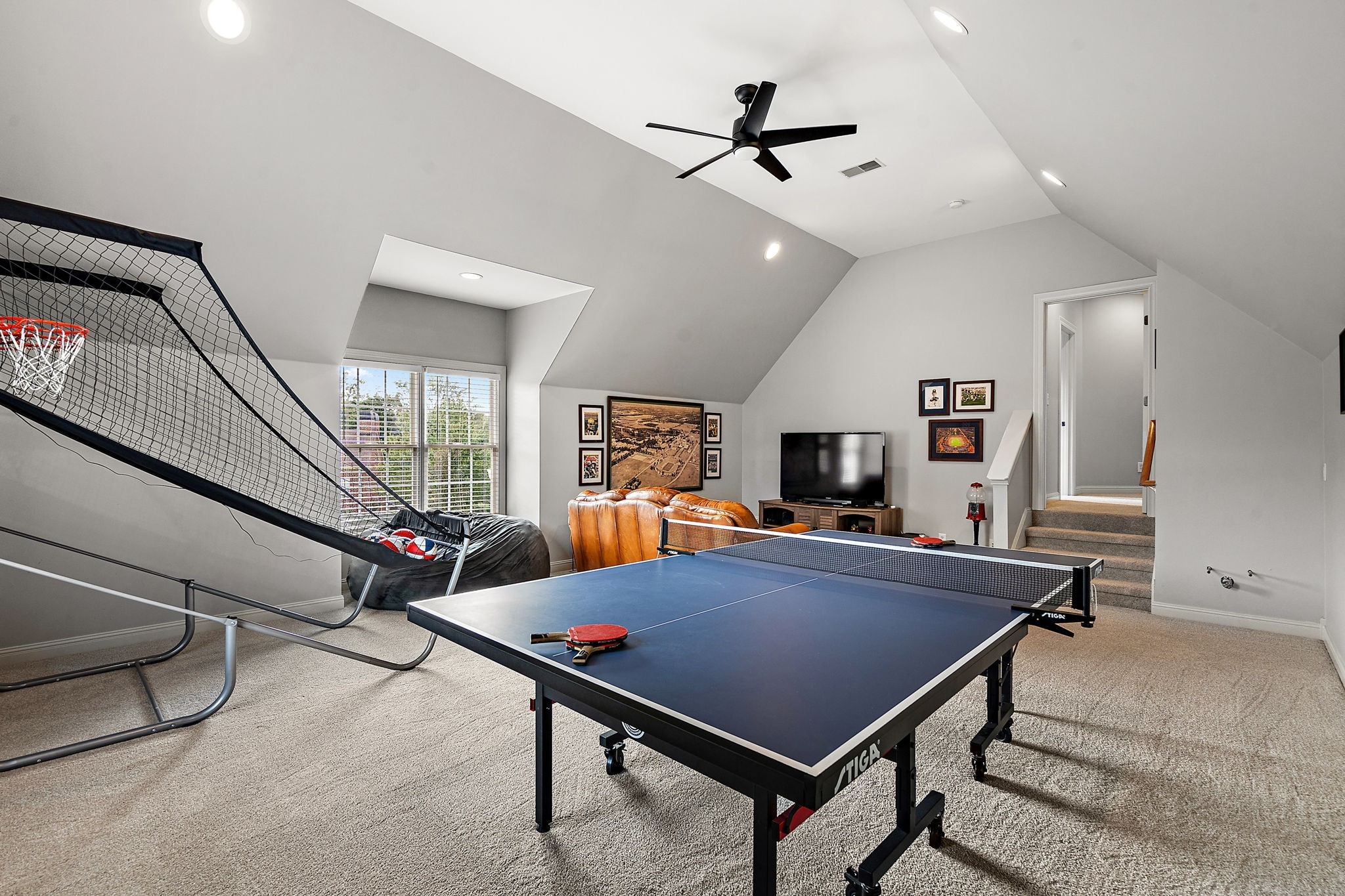 2727 McLemore Way