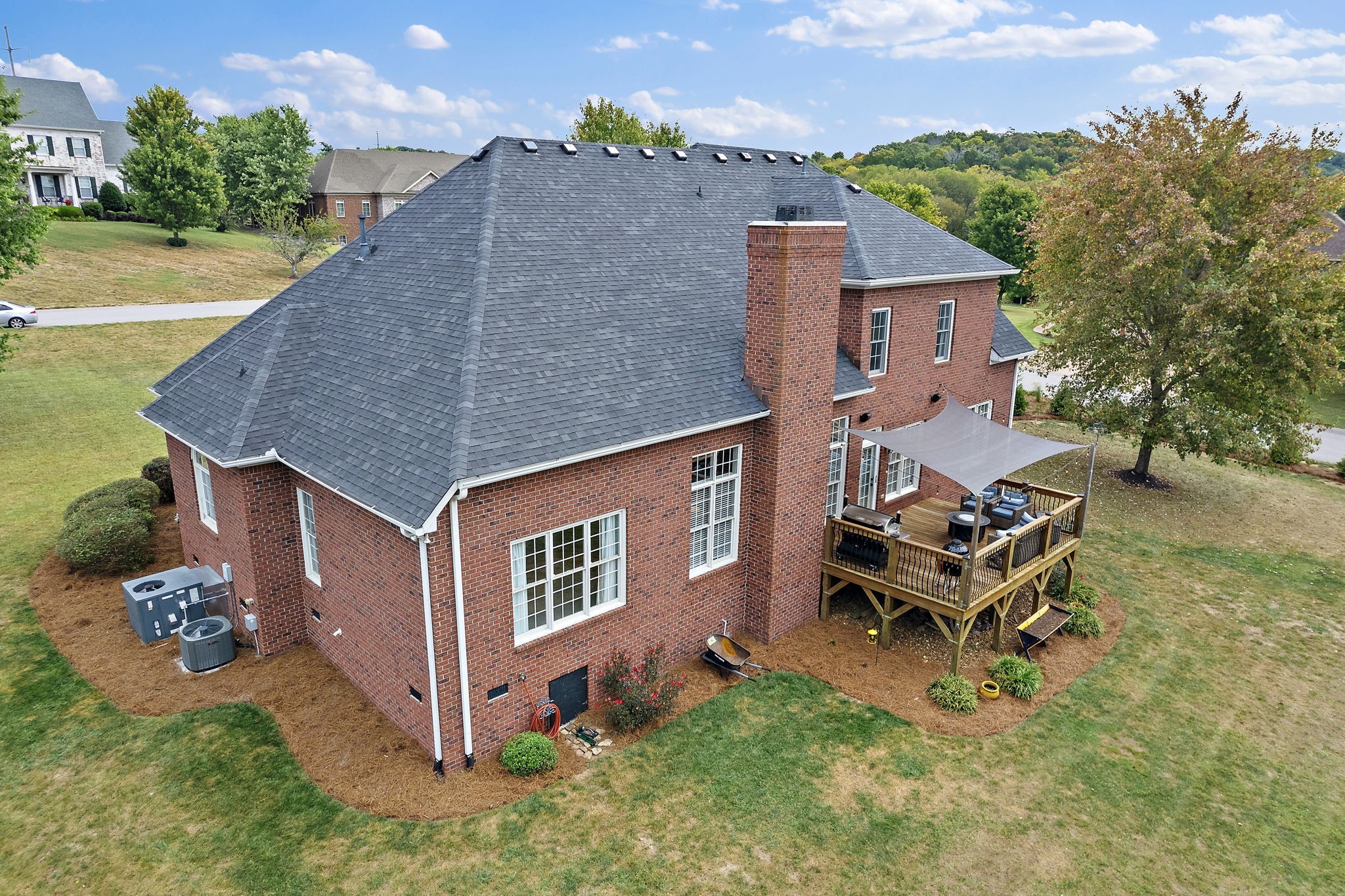2727 McLemore Way