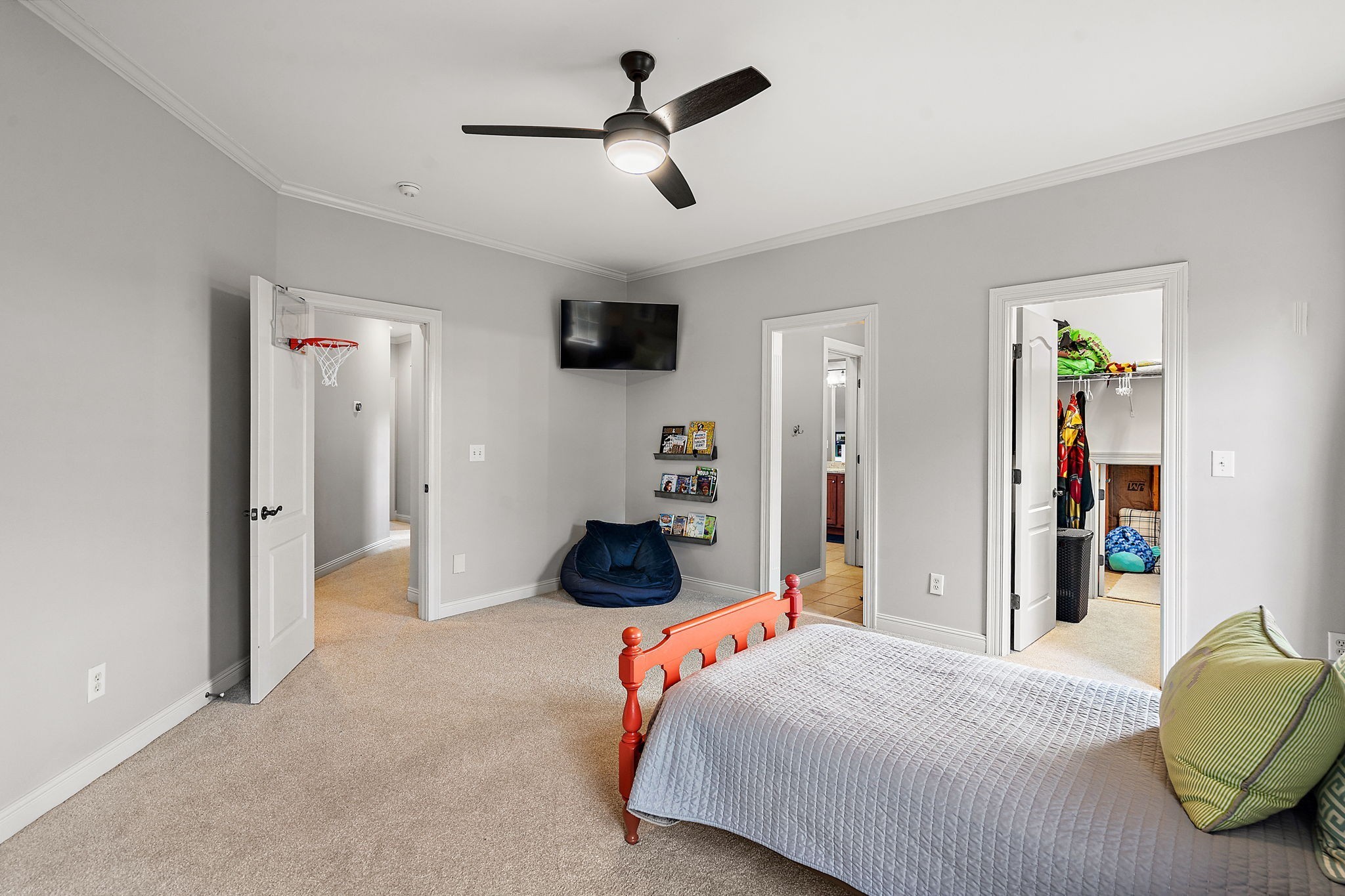 2727 McLemore Way