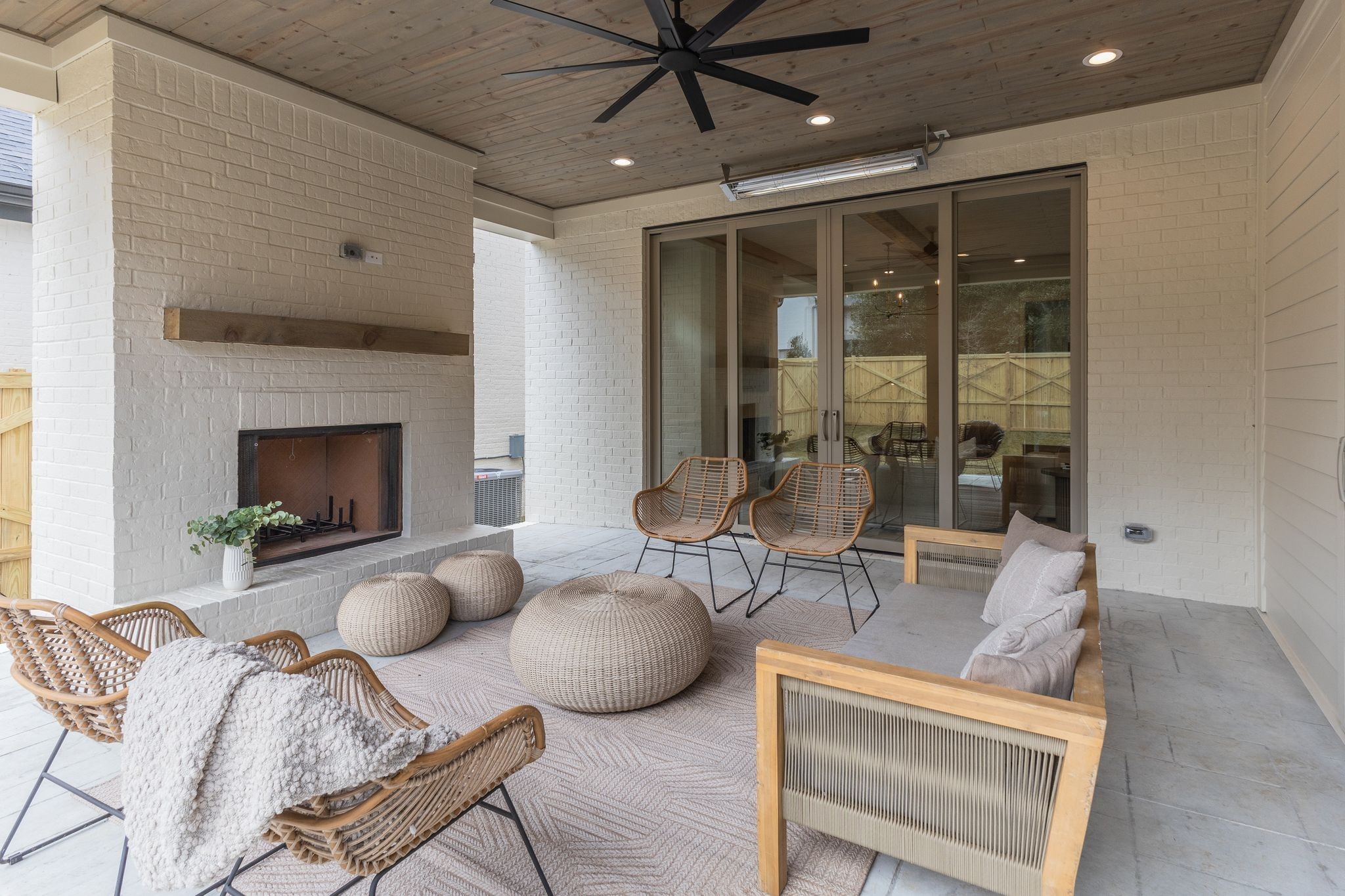 119 Lasalle Ct
