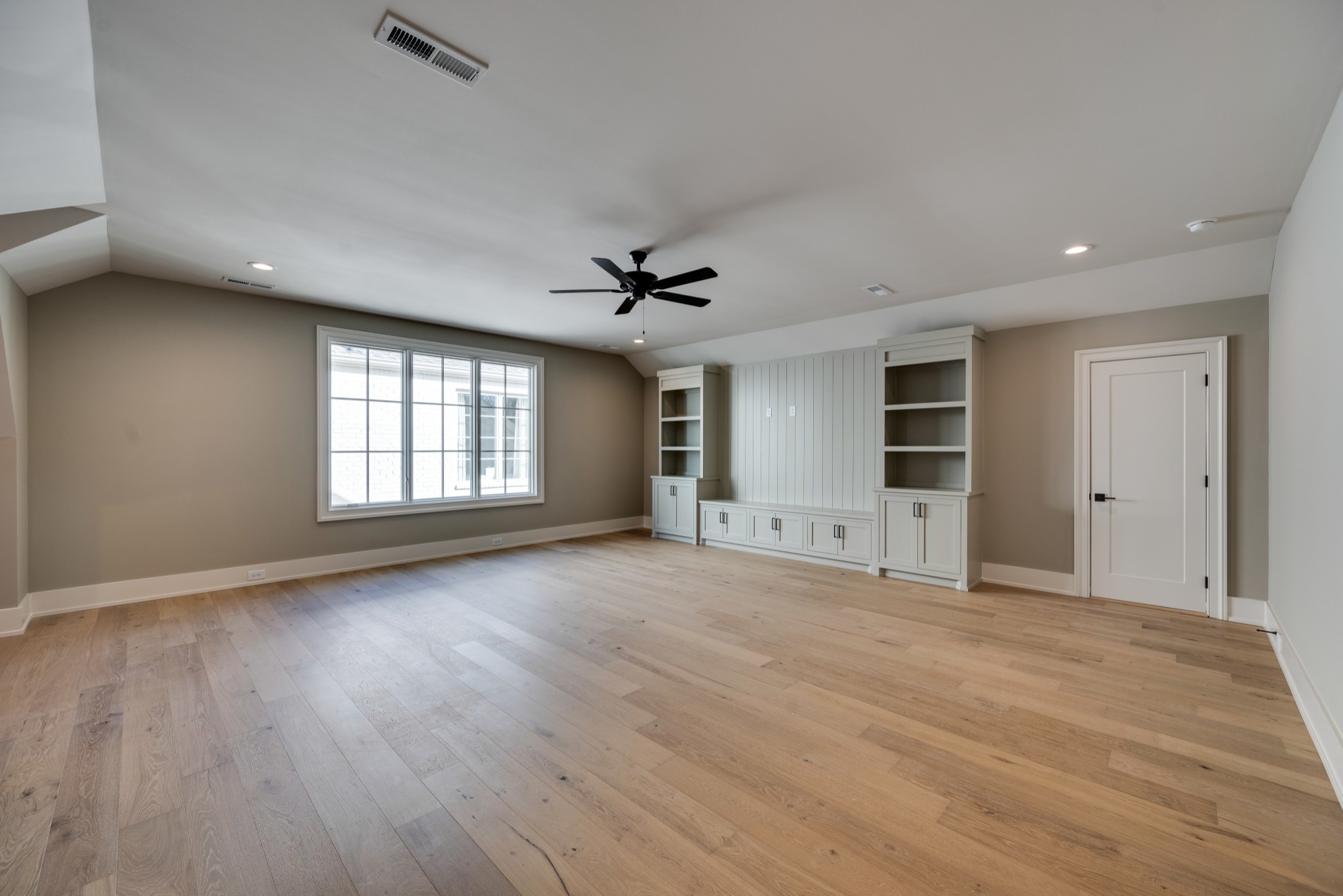 119 Lasalle Ct