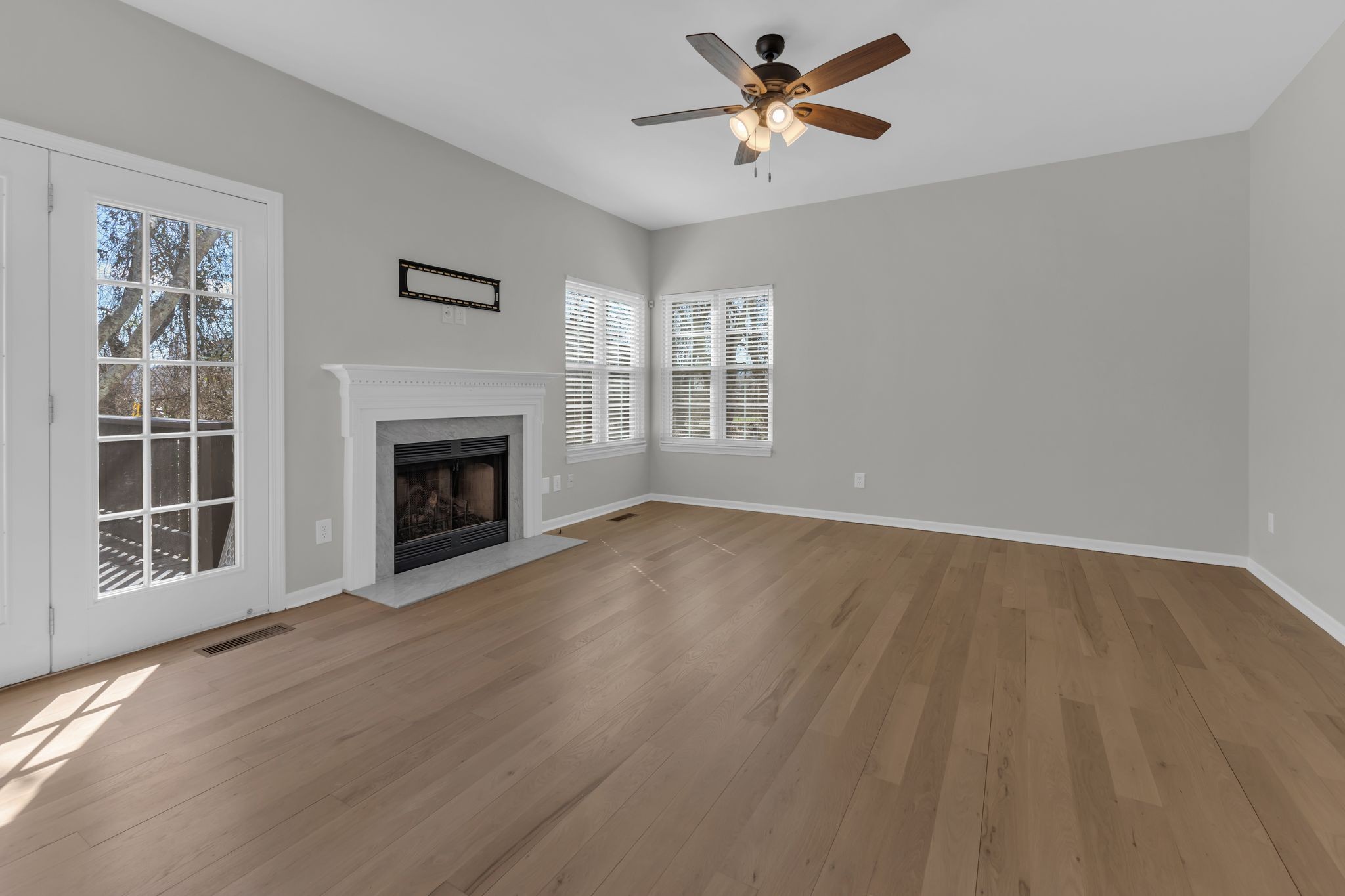 208 Cavalcade Cir