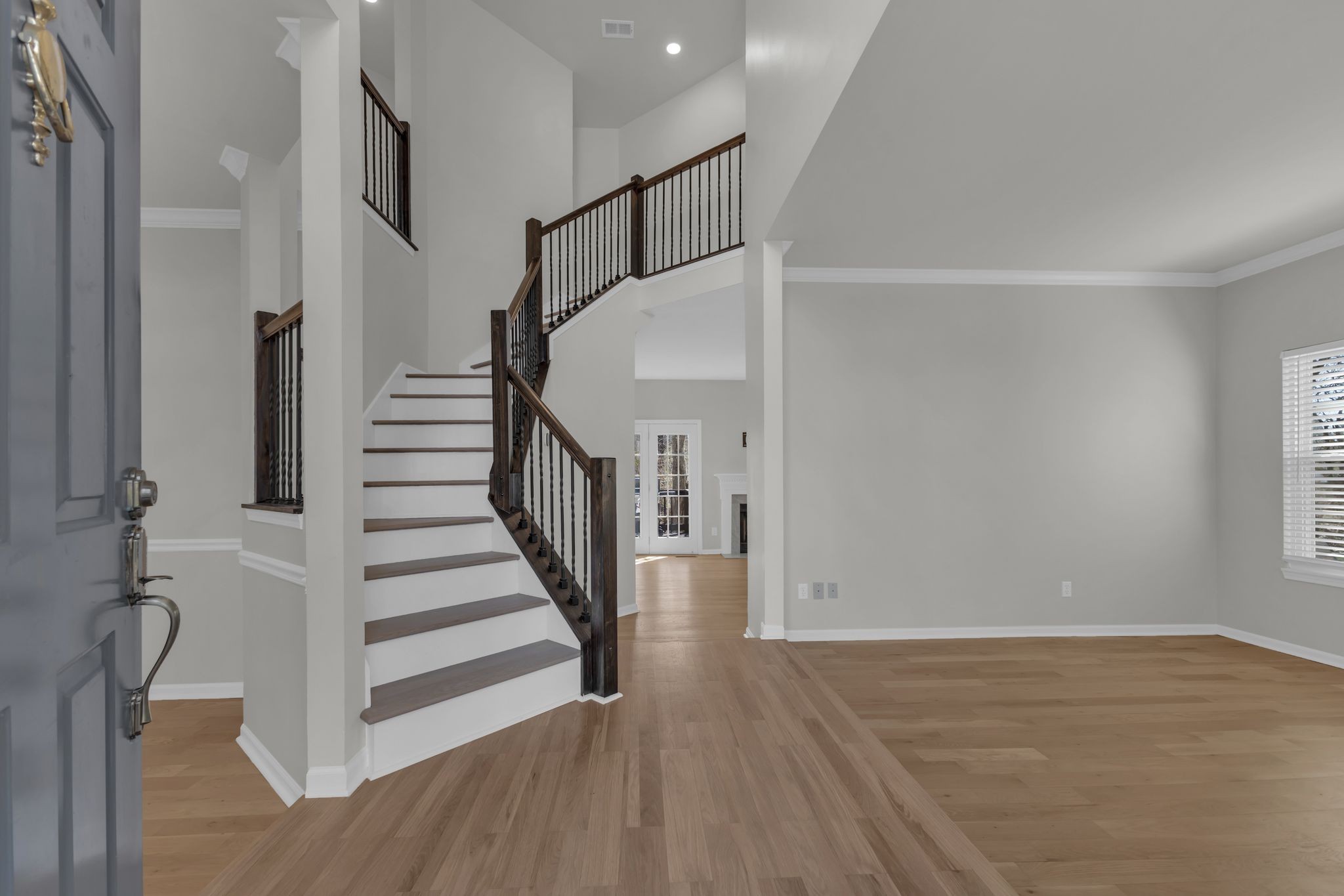 208 Cavalcade Cir
