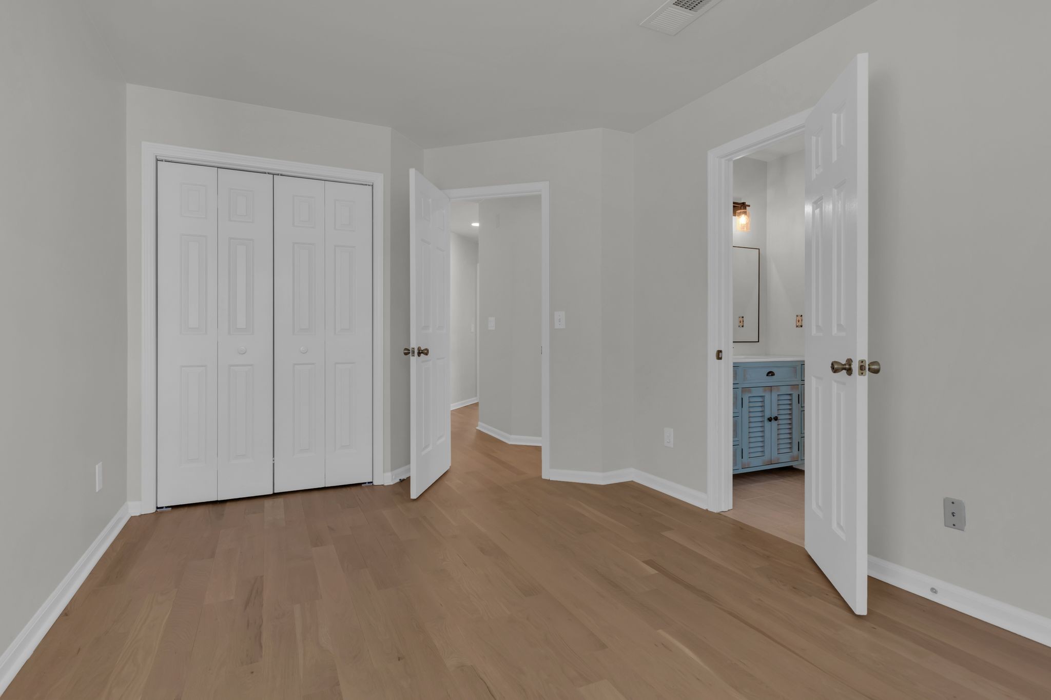208 Cavalcade Cir
