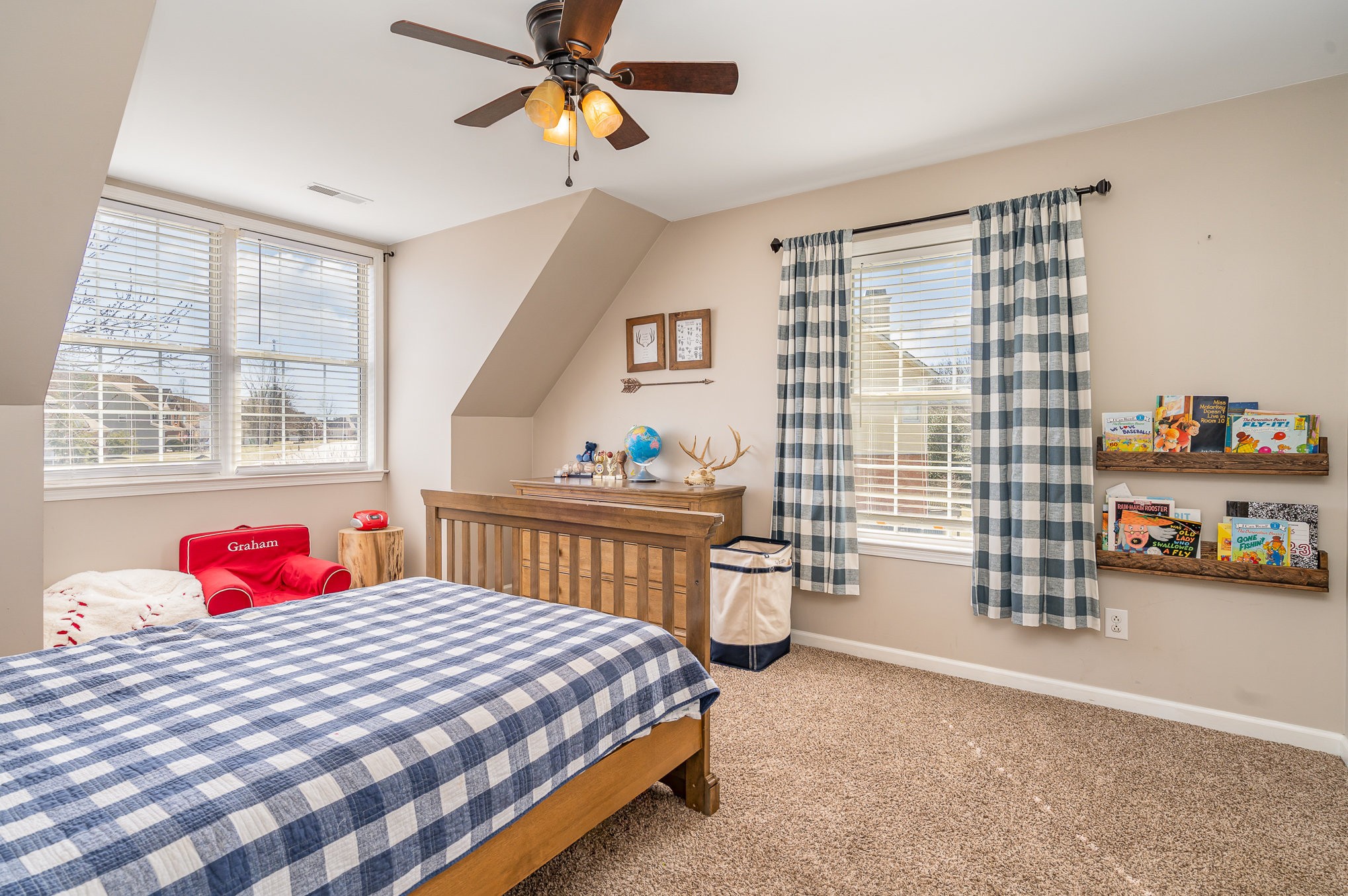 2777 Iroquois Dr
