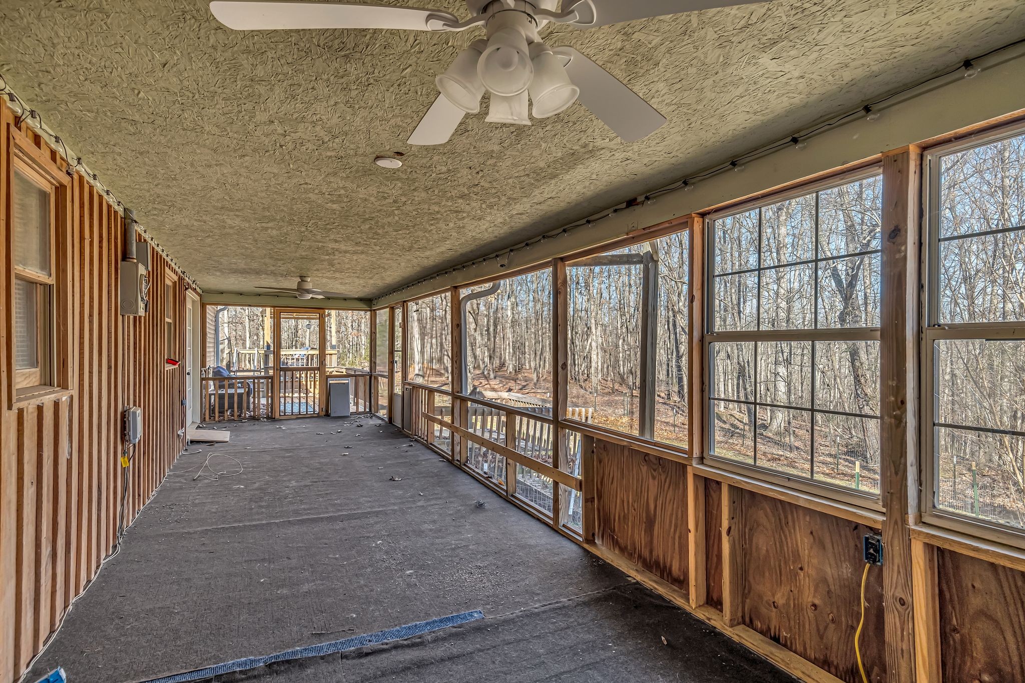 290 Deerwood Rd