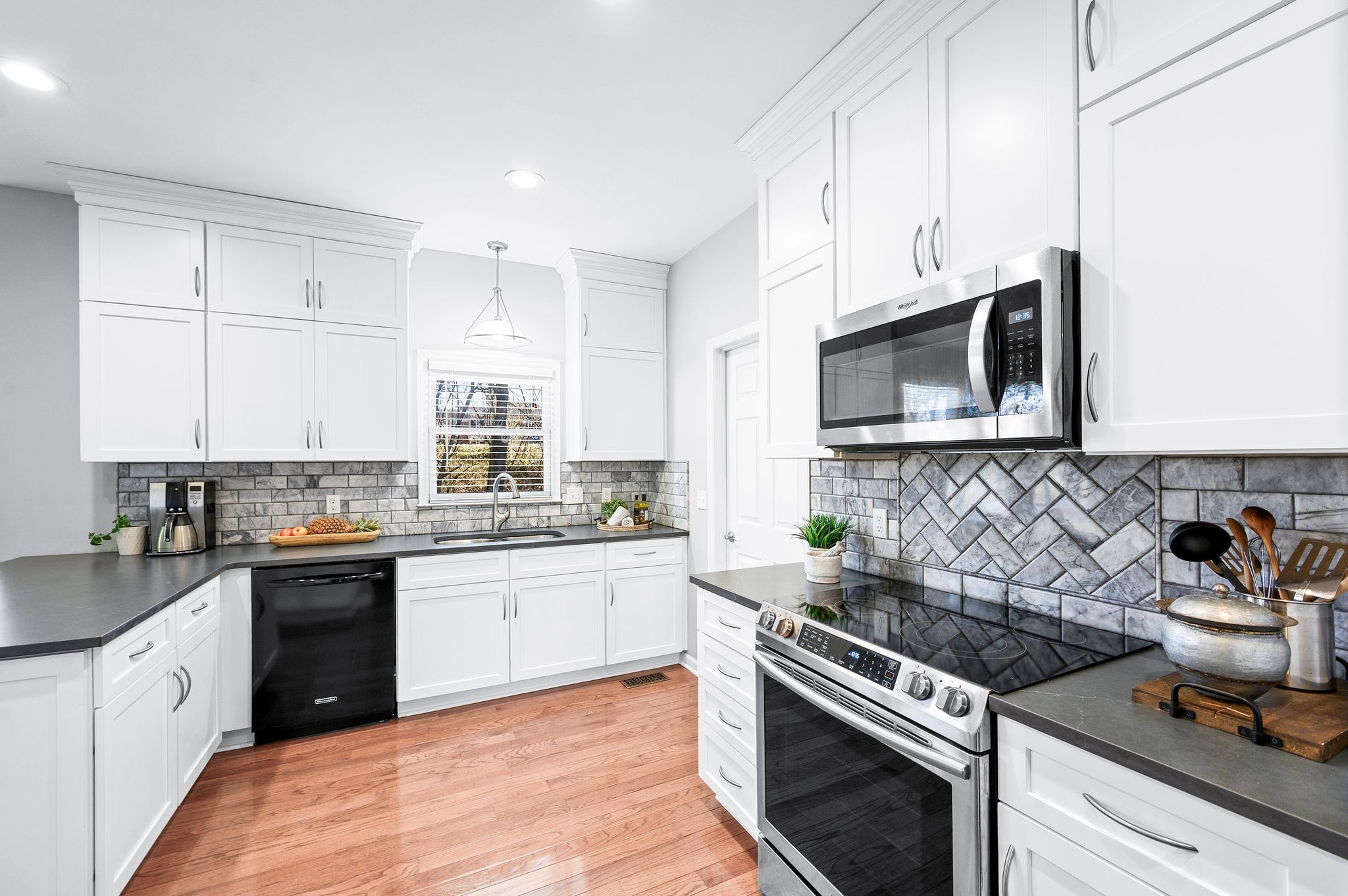 114 Blenheim Cir