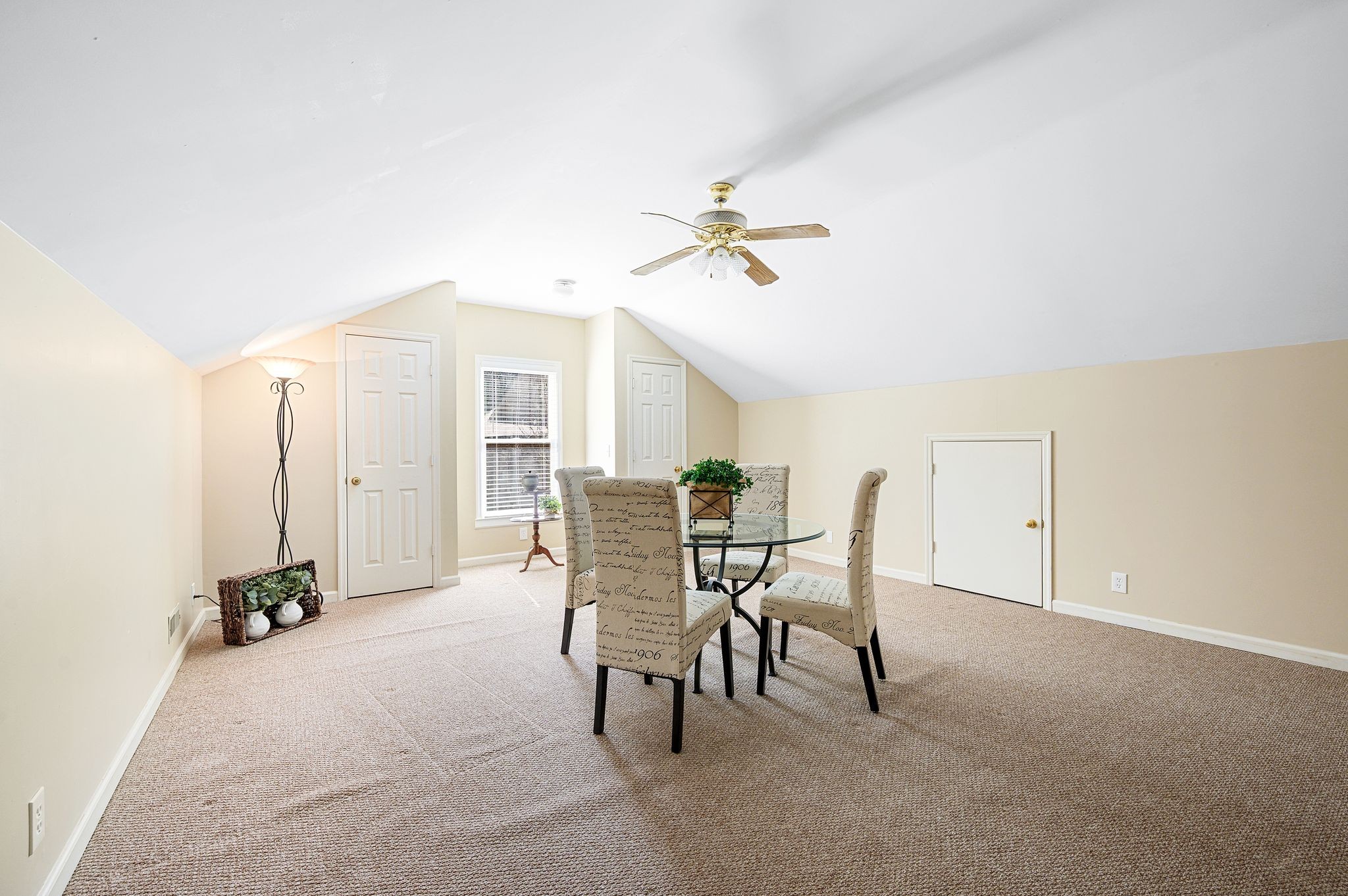 114 Blenheim Cir