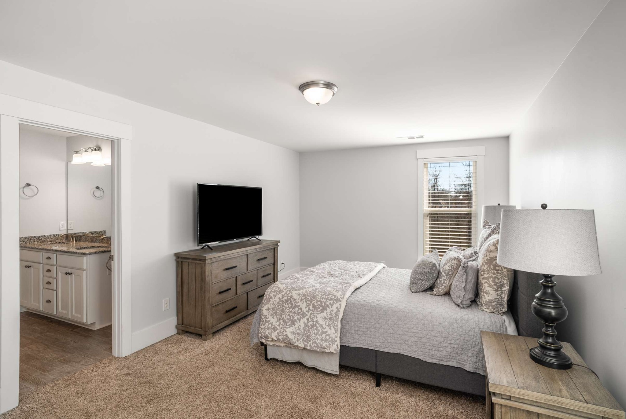 1452 Casner Ln