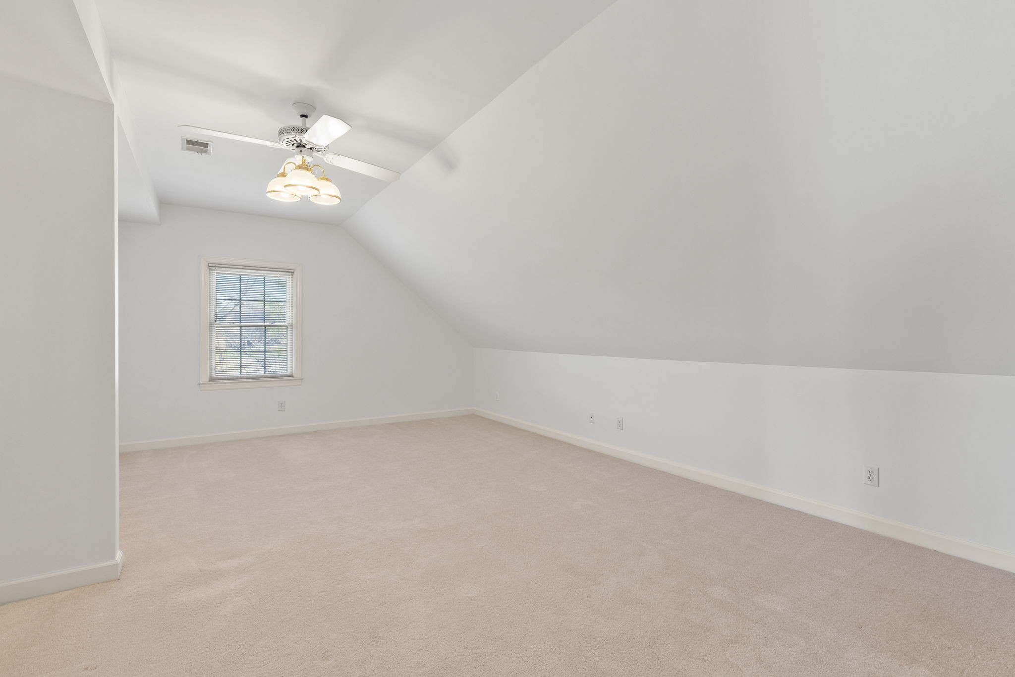 1205 Stirlingshire Dr