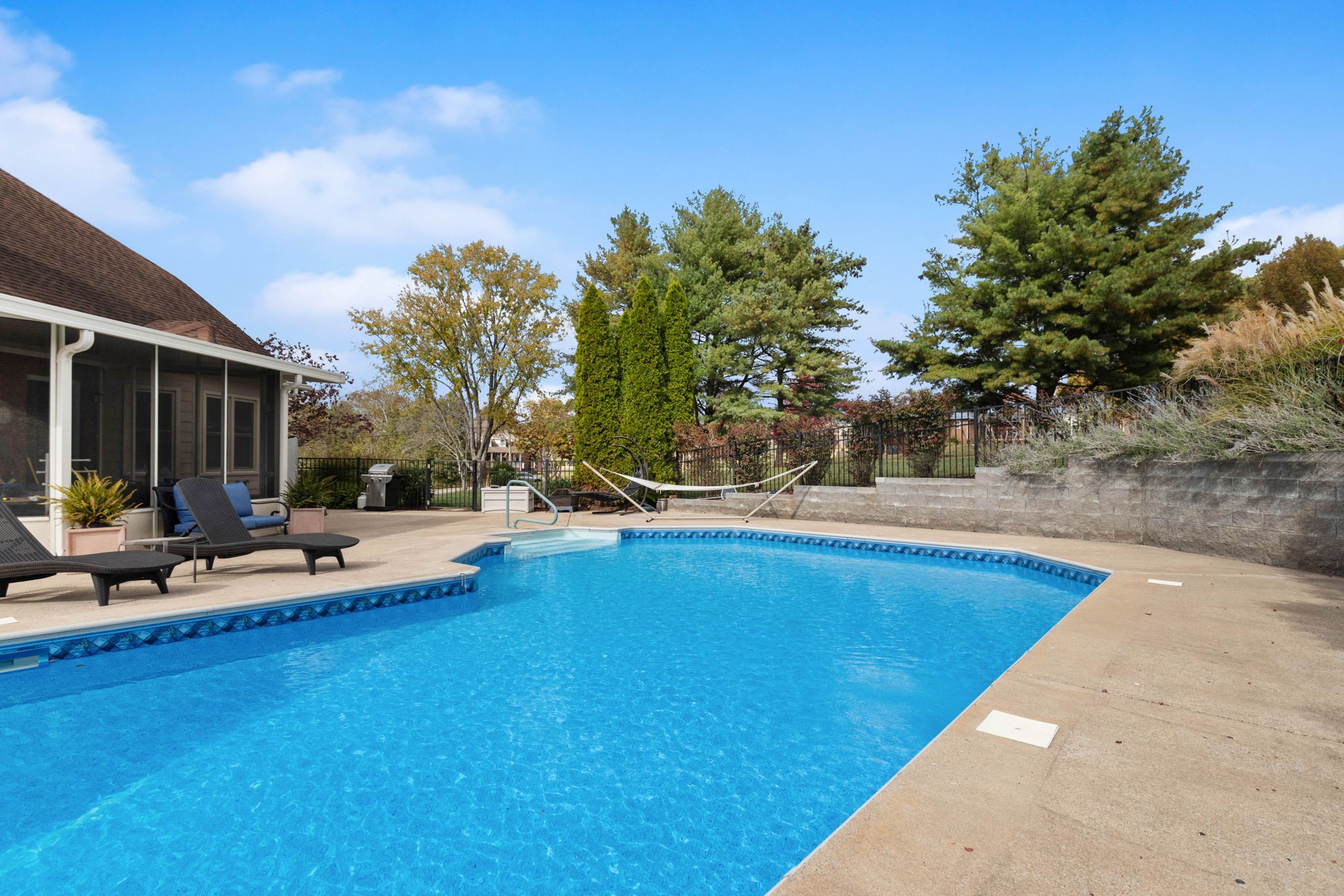 1205 Stirlingshire Dr
