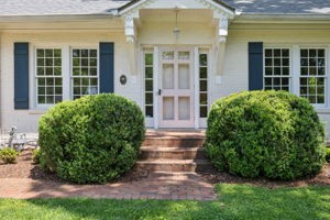 127 Blackburn Ave