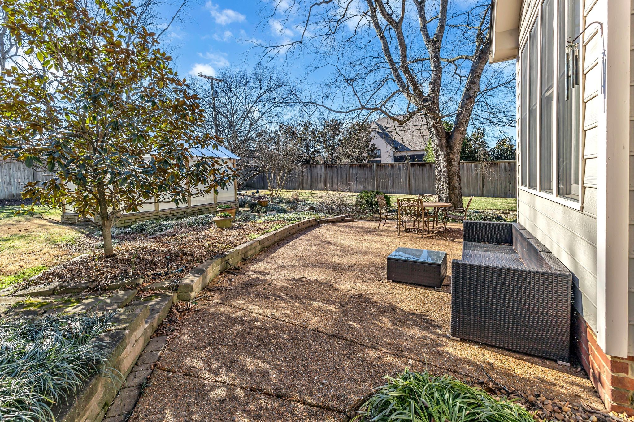 4011 Wayland Dr