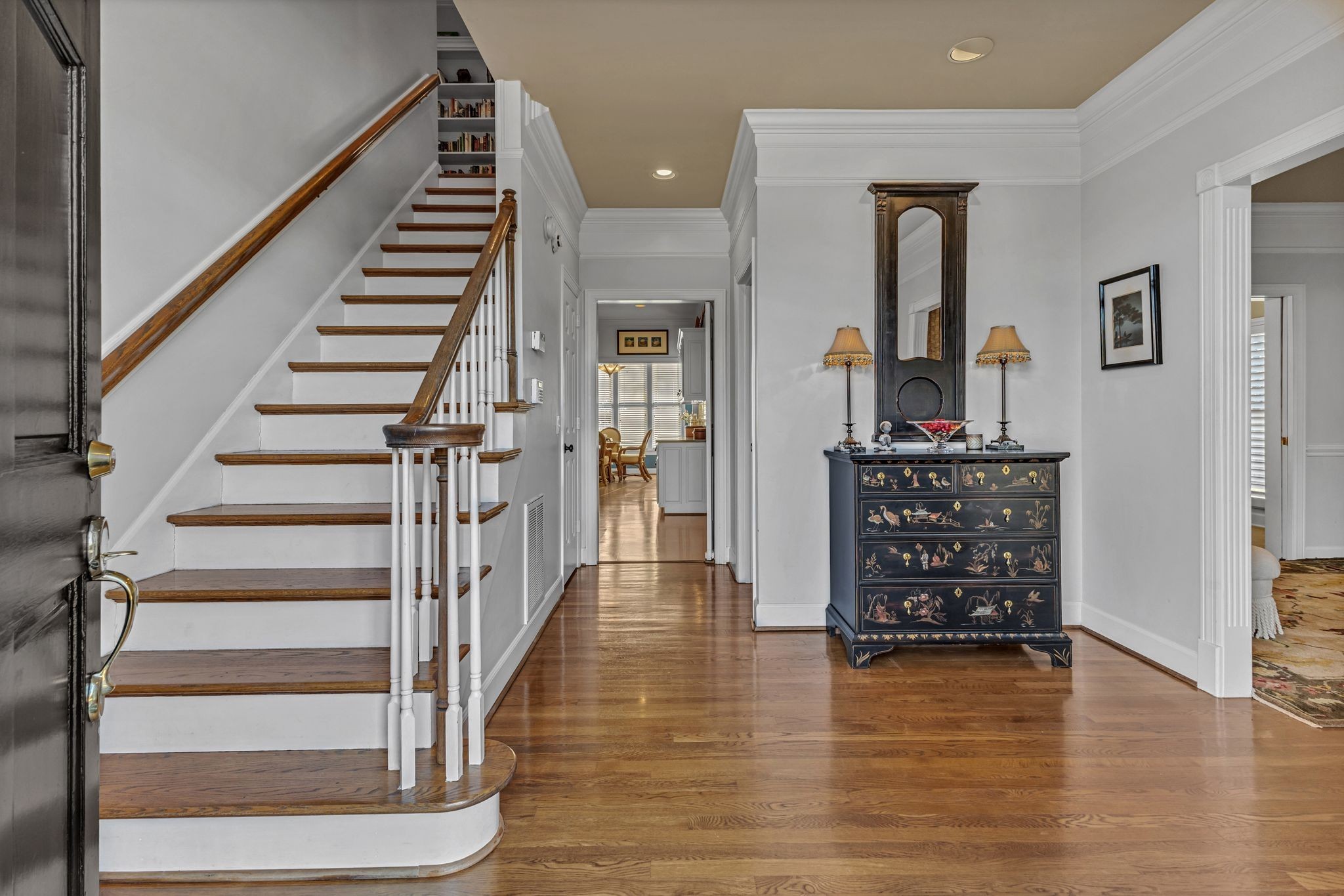 4011 Wayland Dr