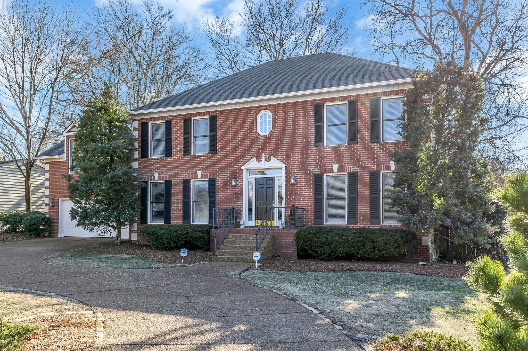 4011 Wayland Dr