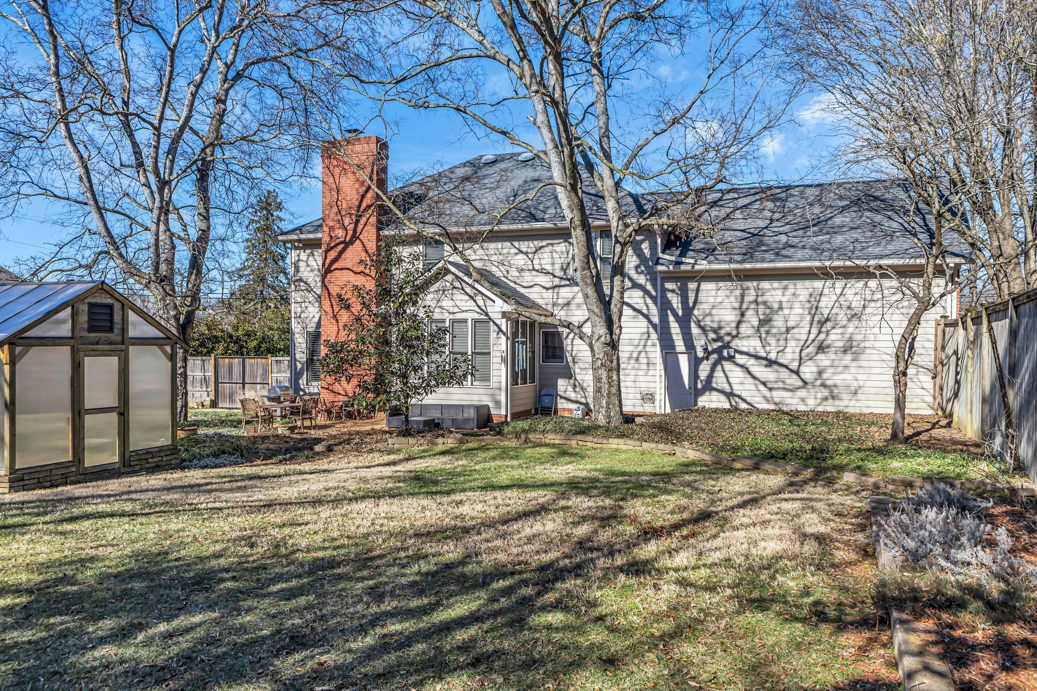 4011 Wayland Dr