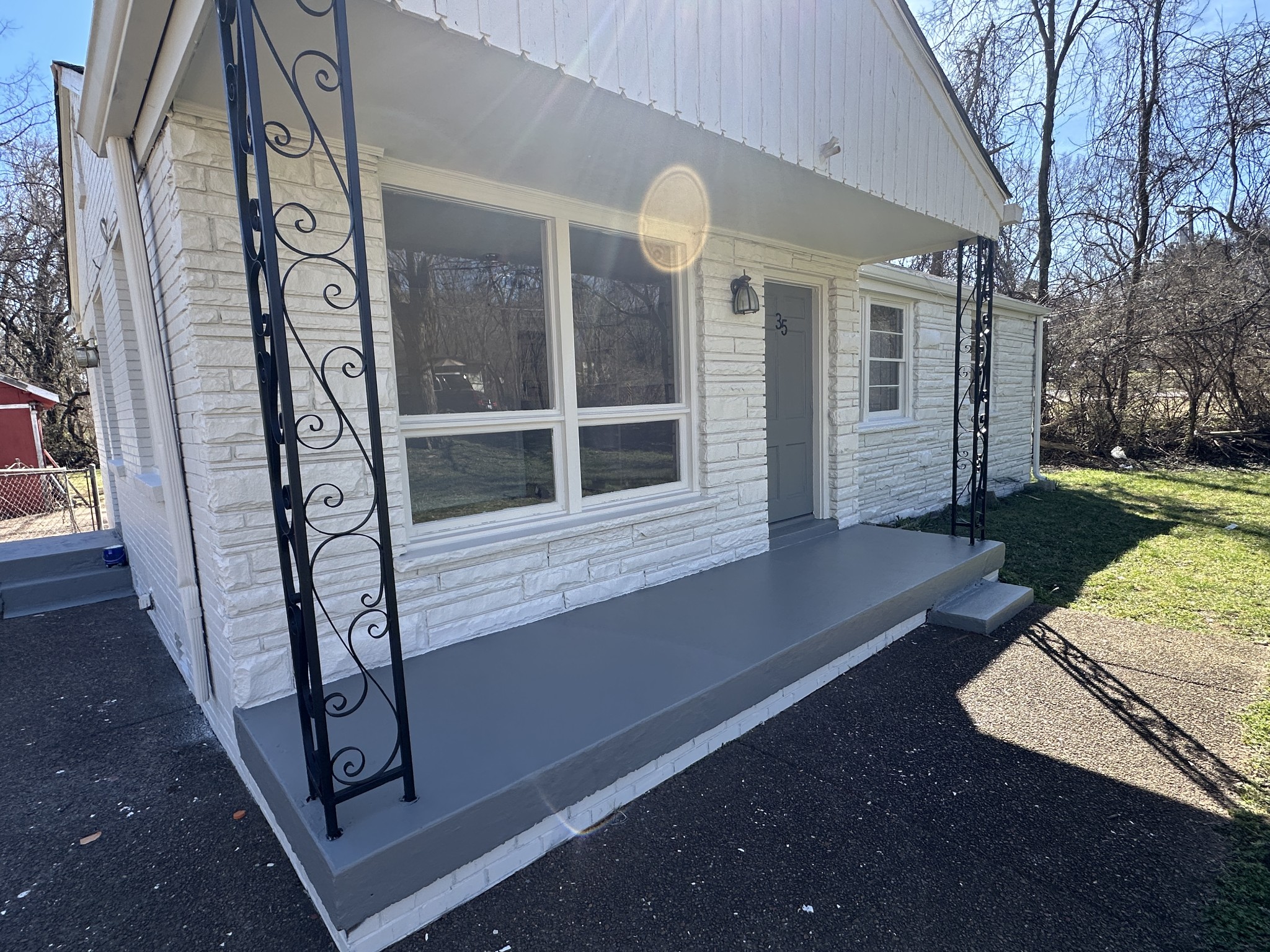 35 Whitsett Rd