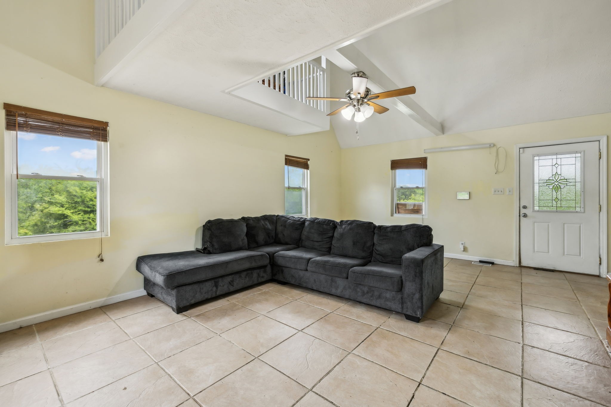 945 Sheehy Rd