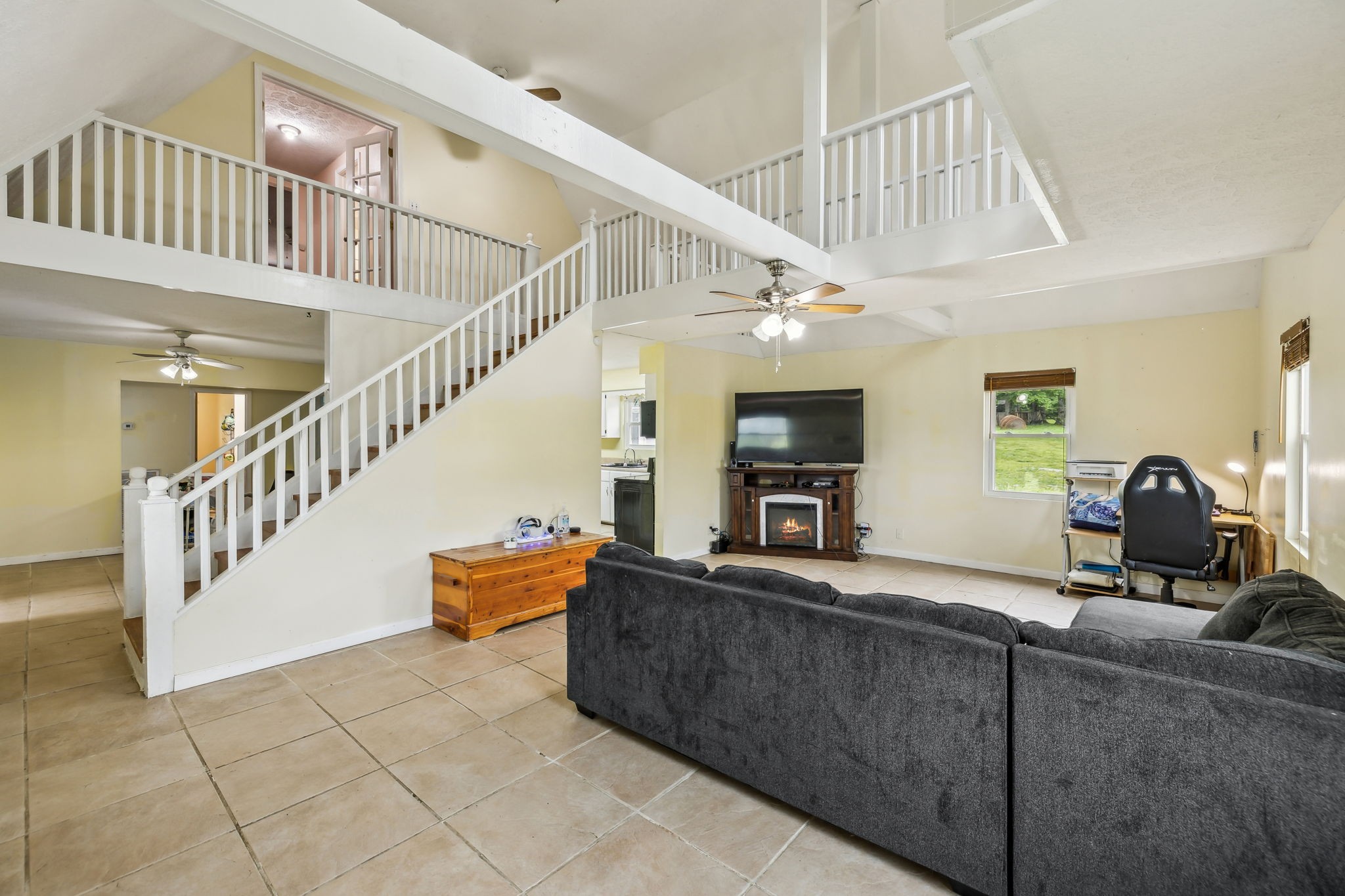 945 Sheehy Rd