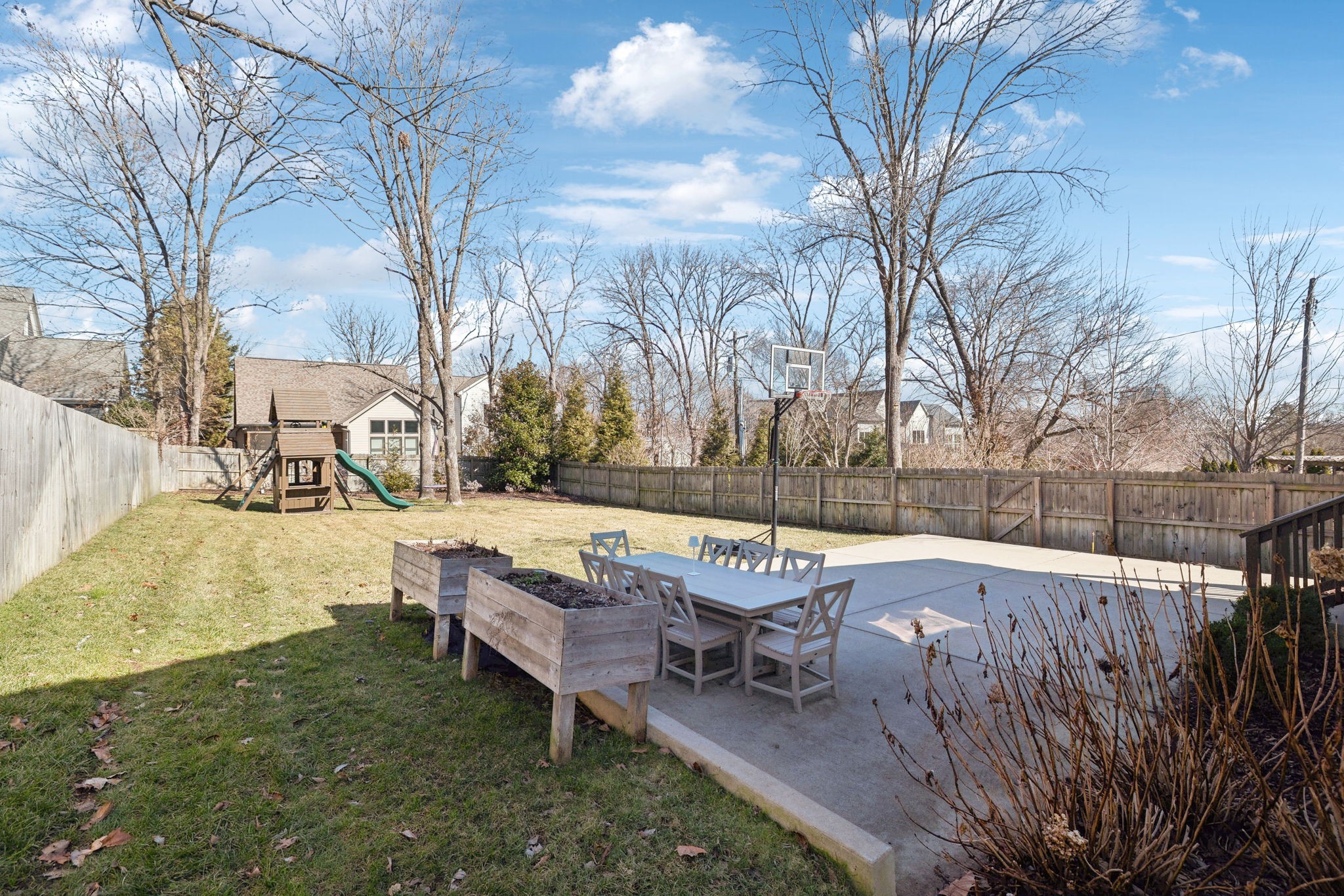 2254B Castleman Dr