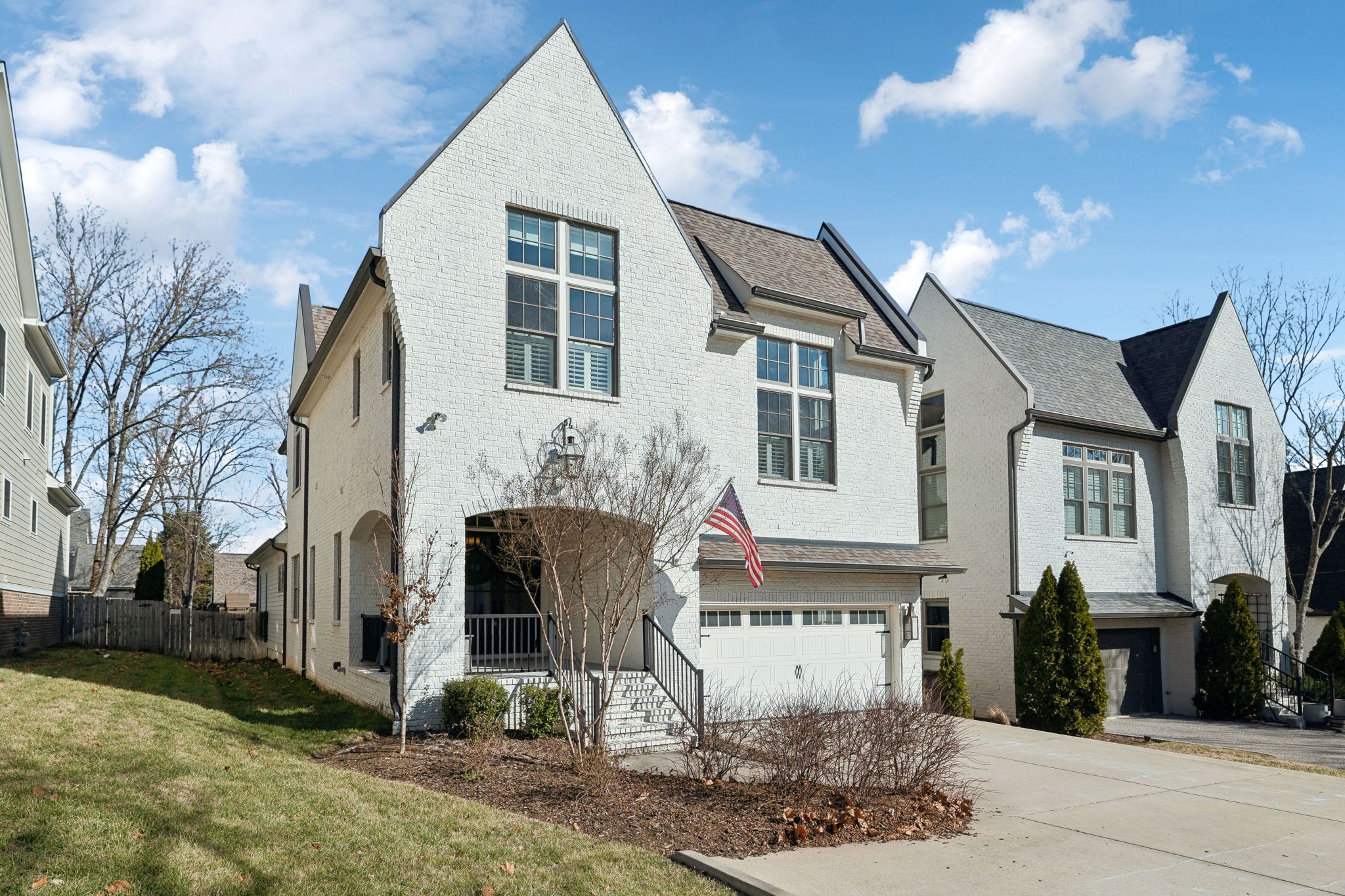 2254B Castleman Dr