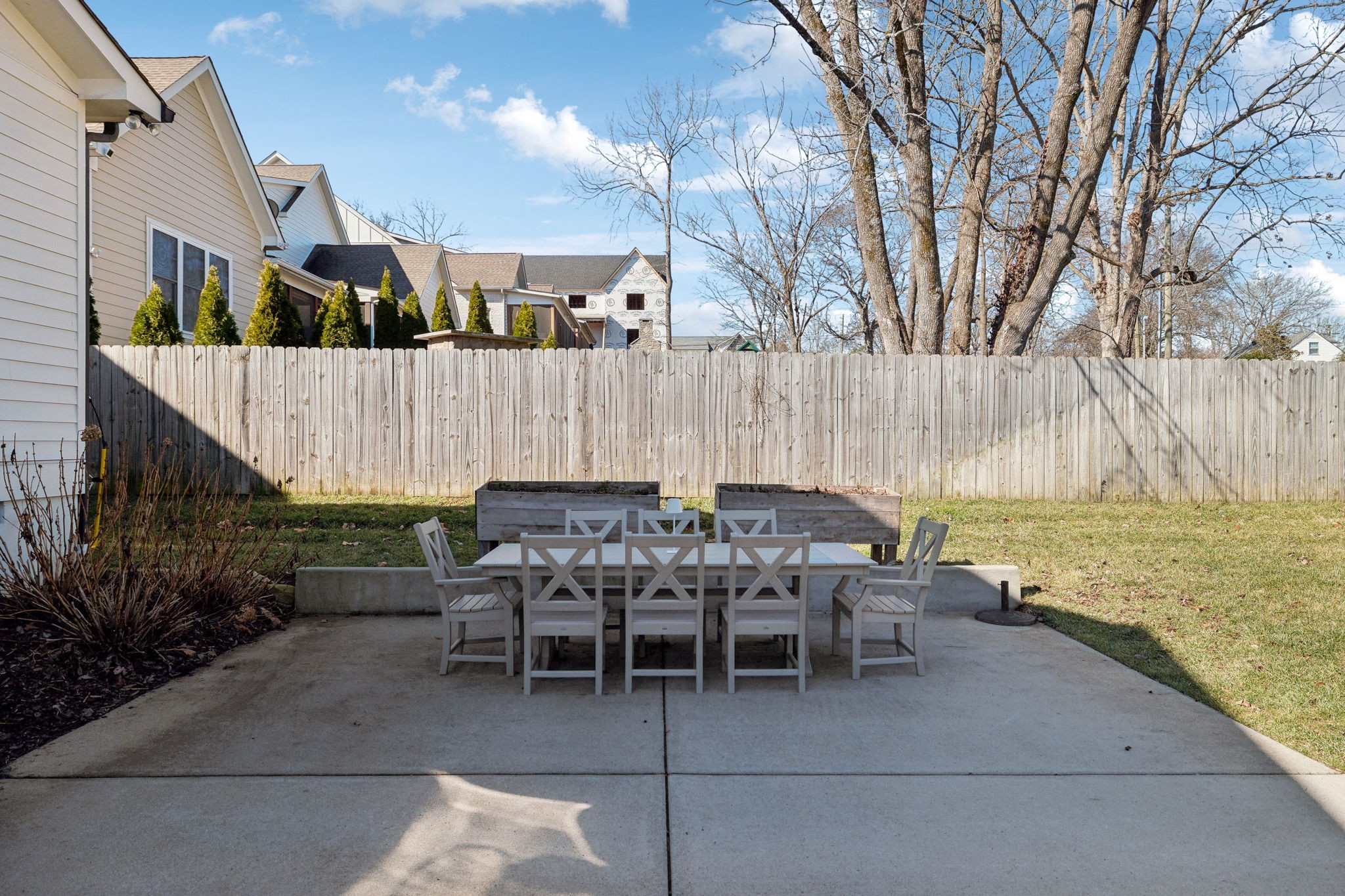 2254B Castleman Dr
