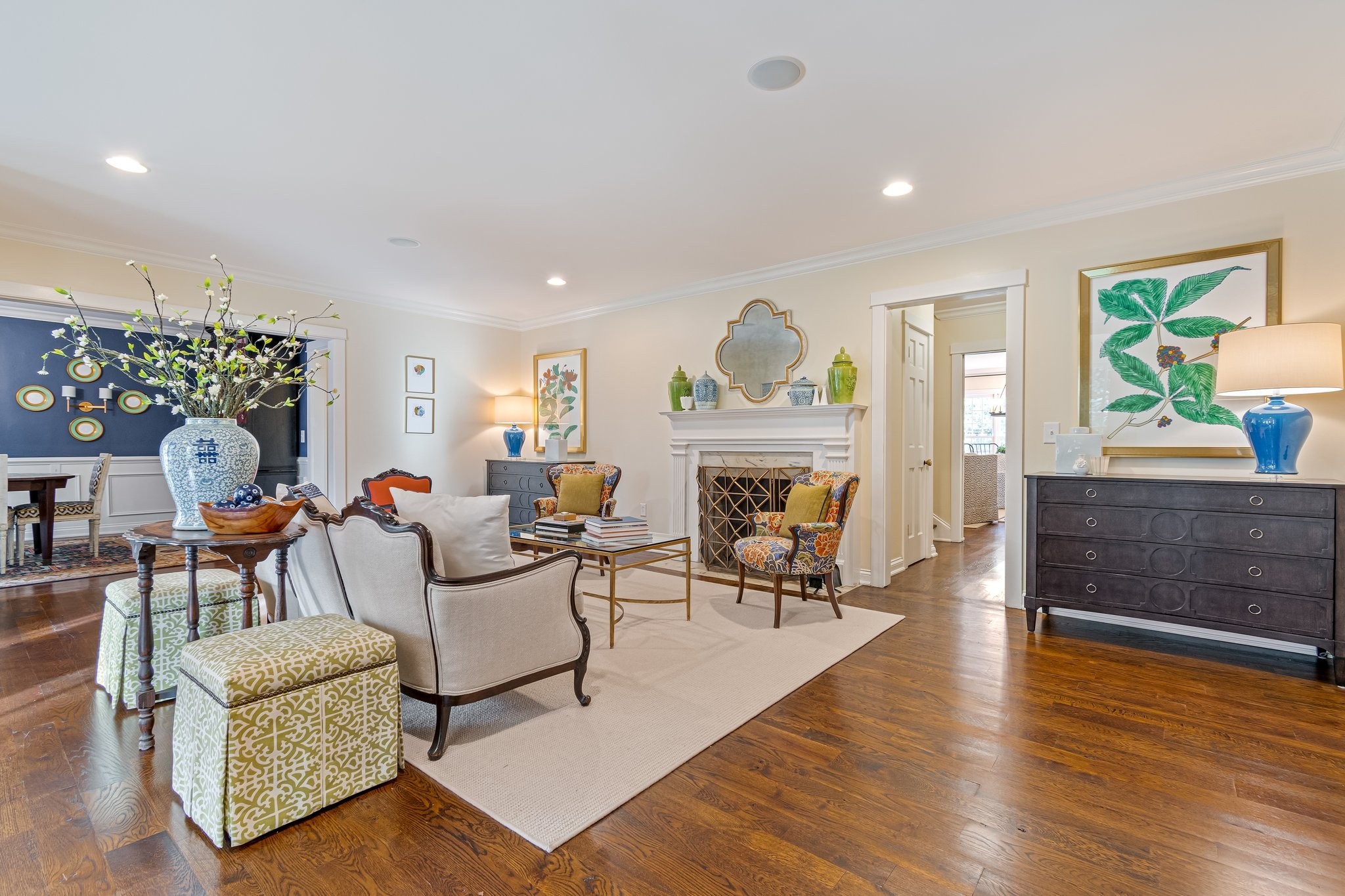 1202 Nichol Ln