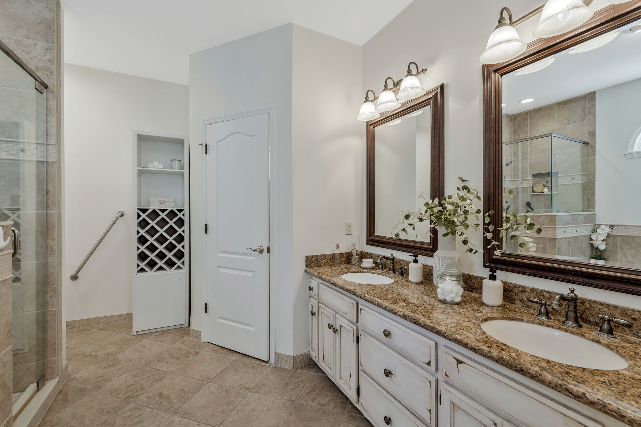 408 Whitley Ct