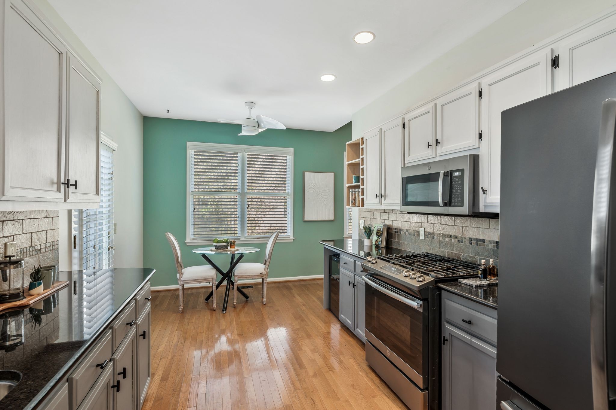 408 Whitley Ct