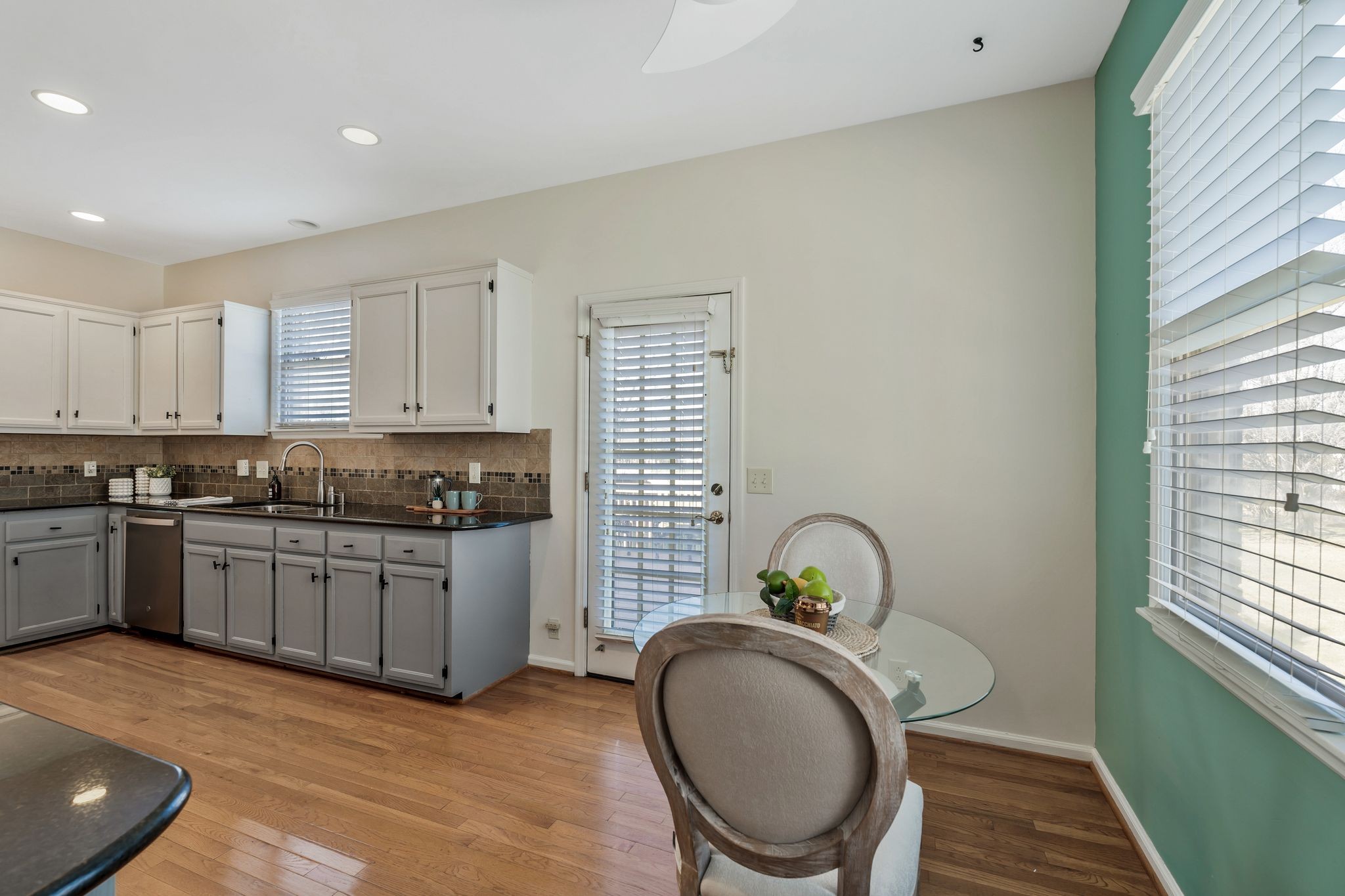 408 Whitley Ct