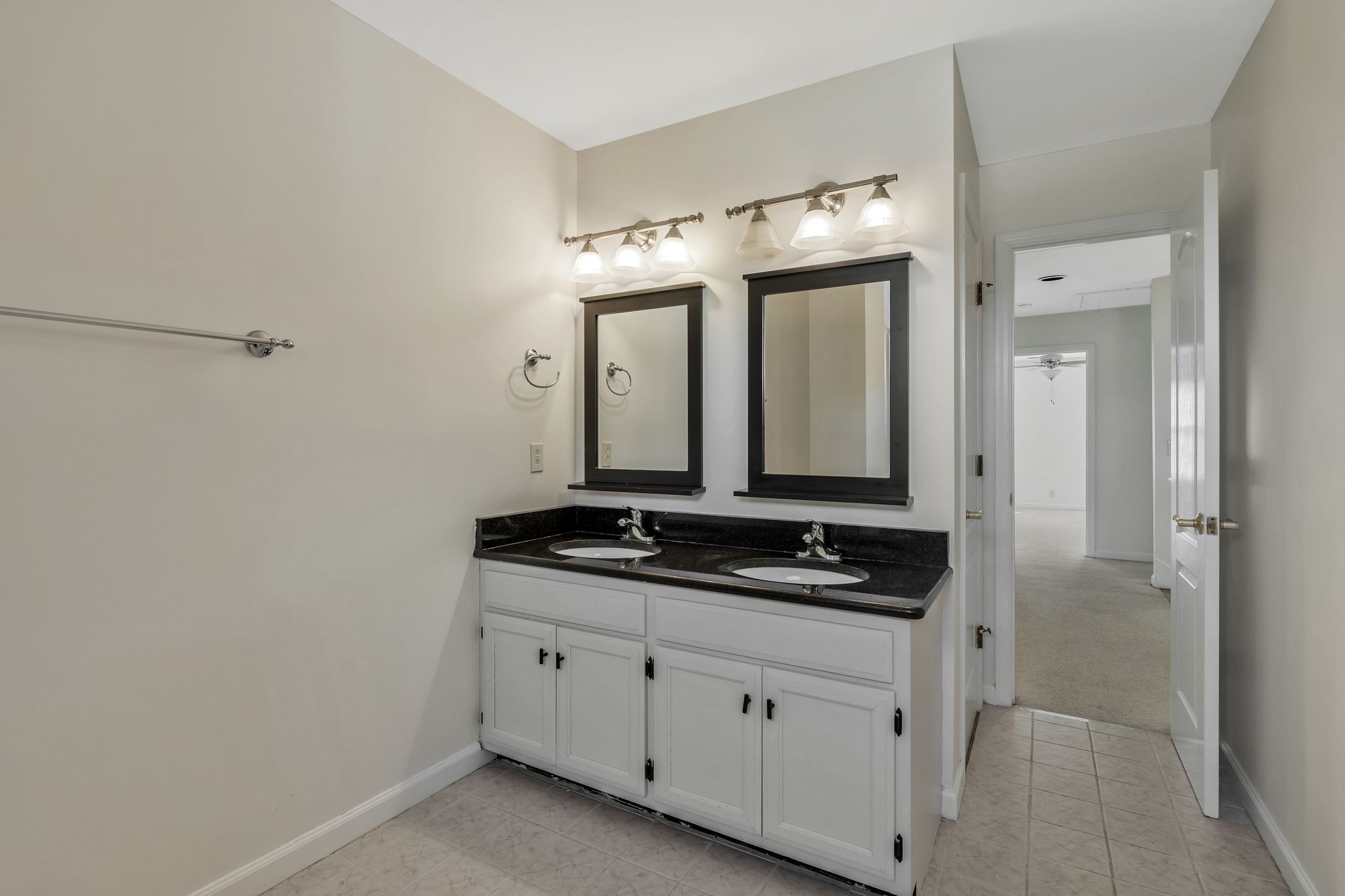 408 Whitley Ct