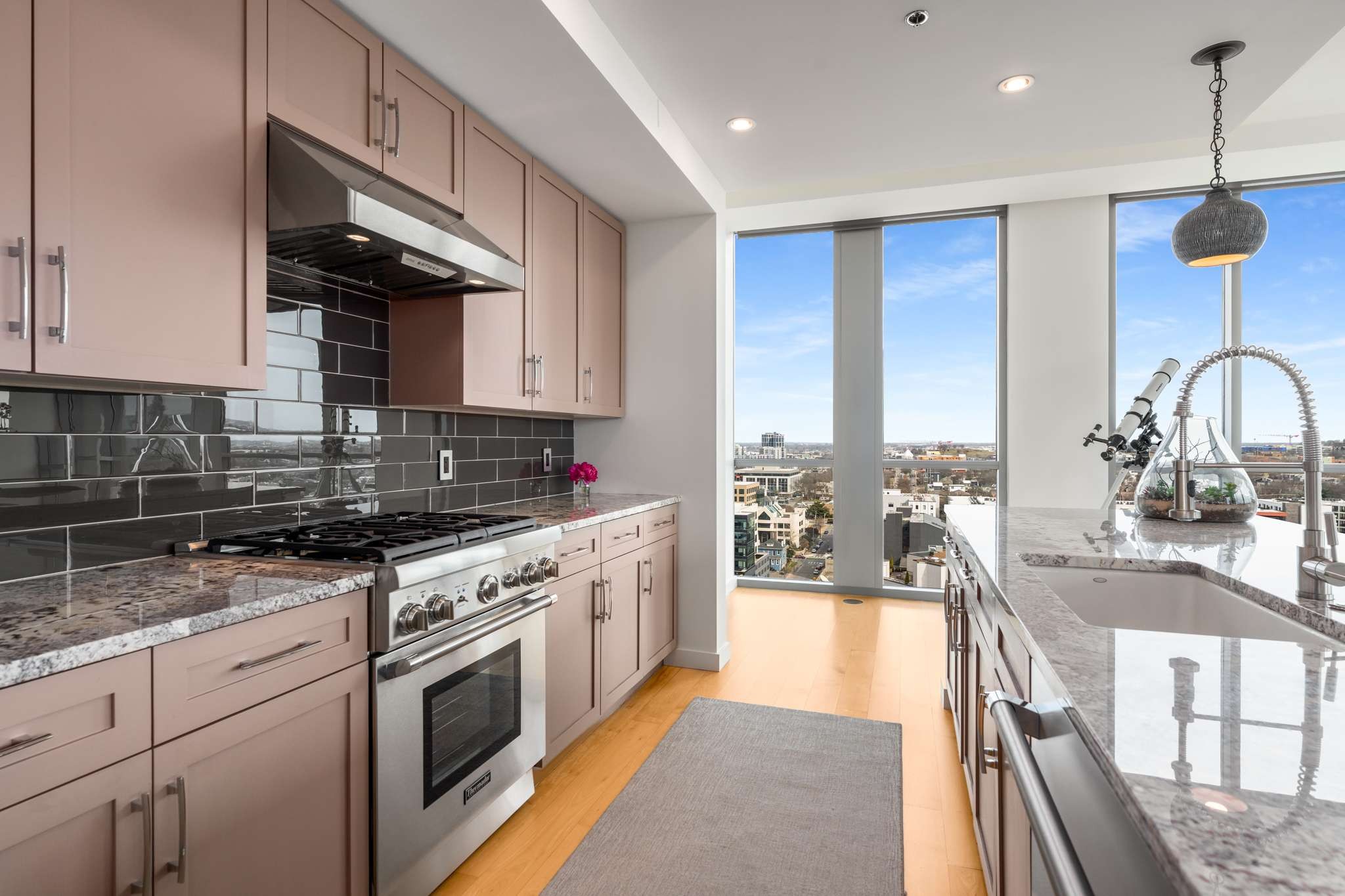 900 20th Ave, S Unit: 1602