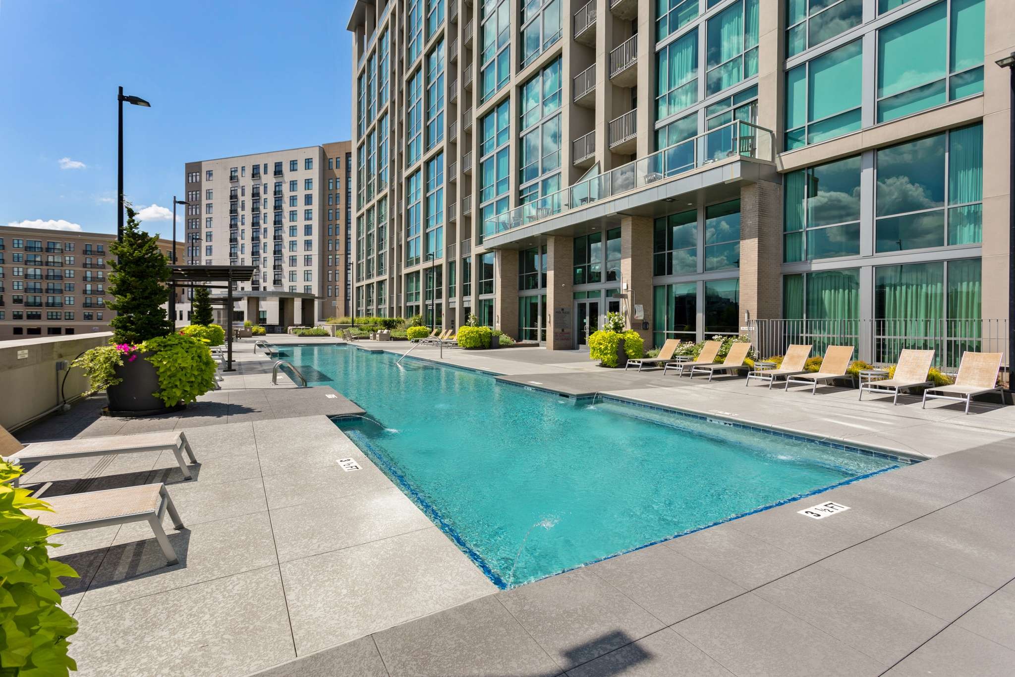 900 20th Ave, S Unit: 1602