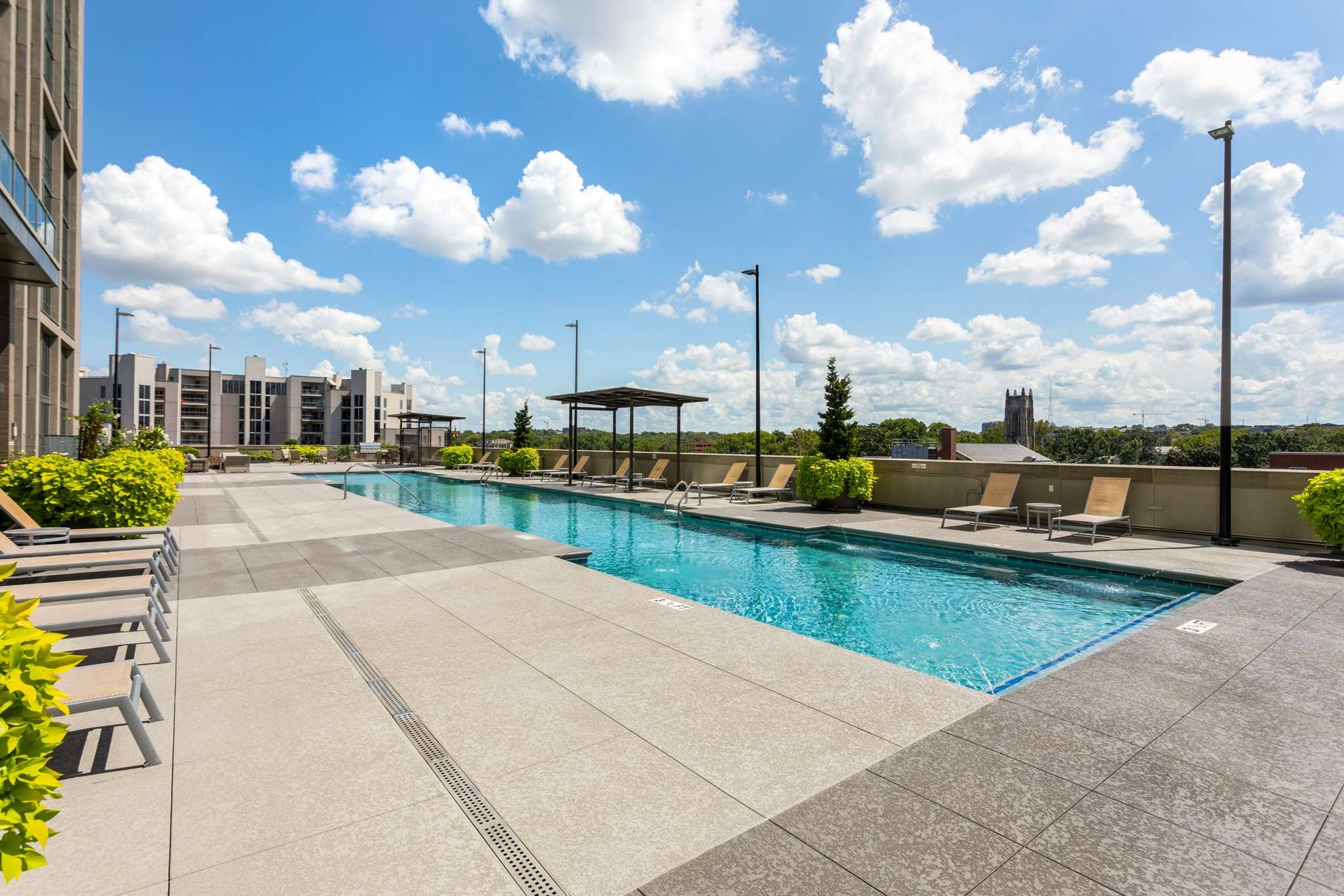 900 20th Ave, S Unit: 1602