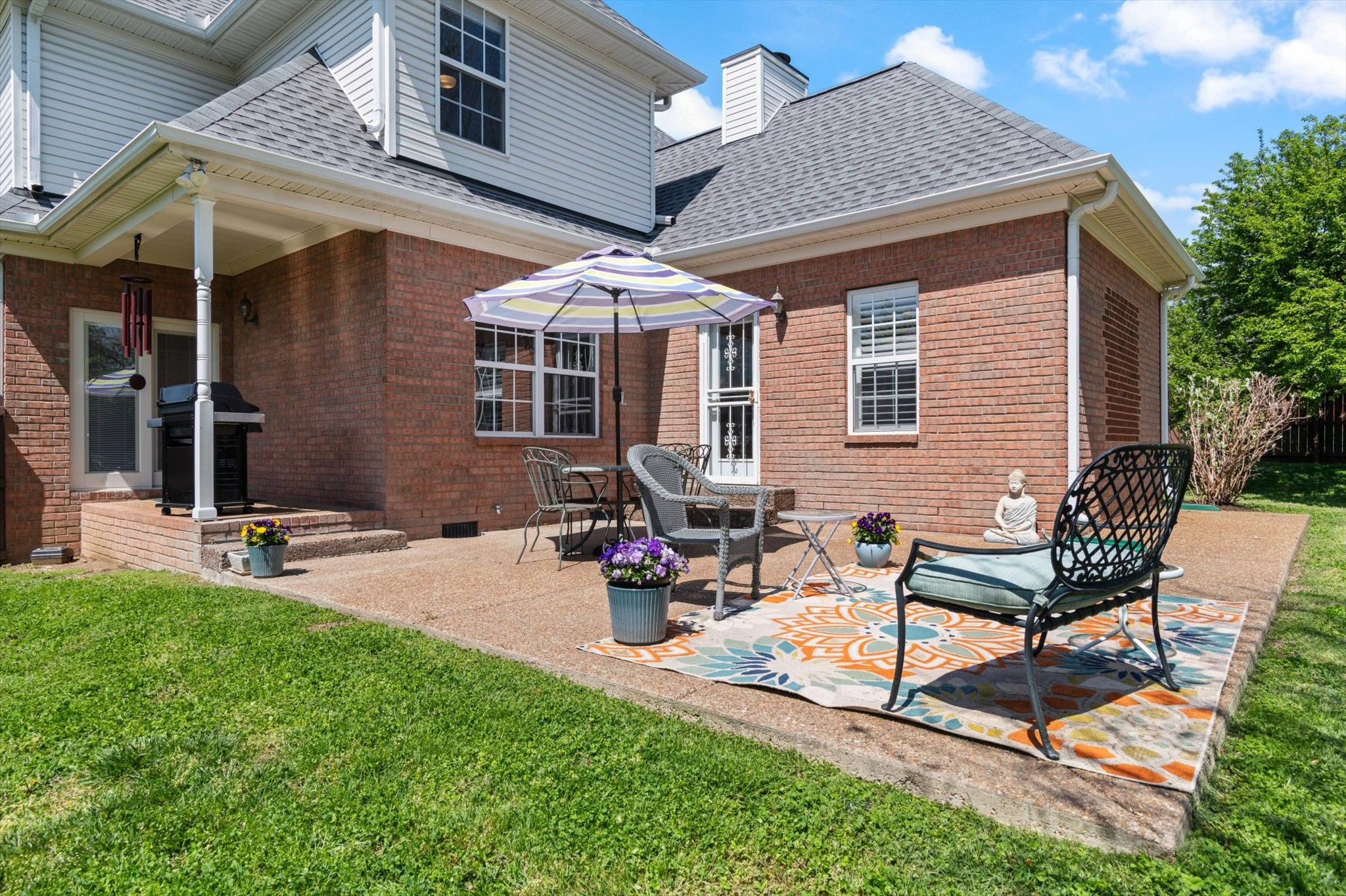 2108 Golden Oak Ln