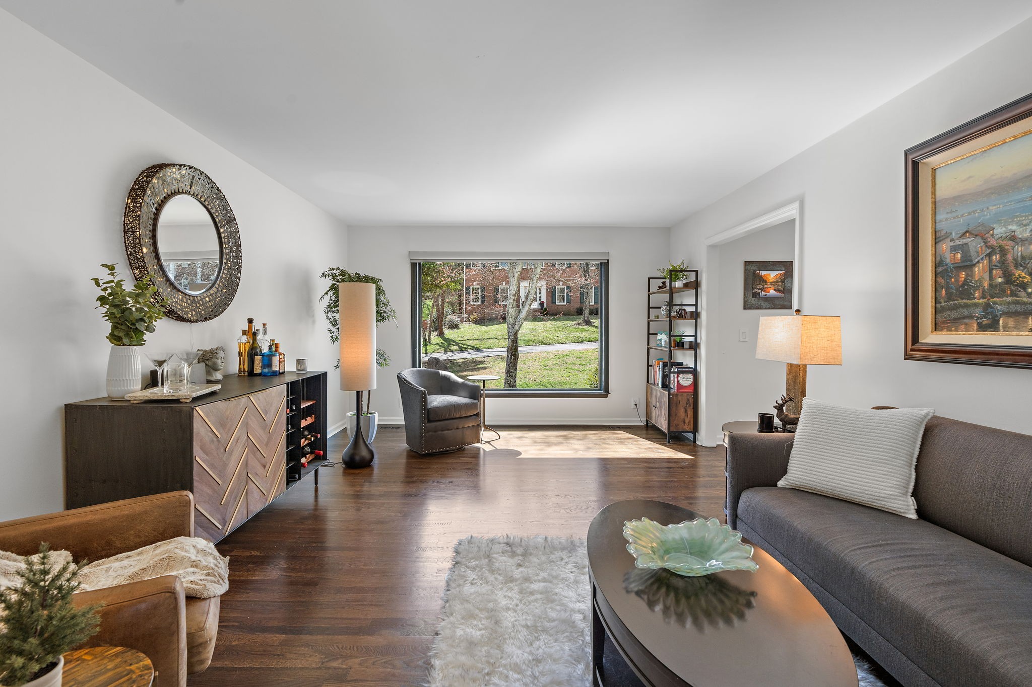 706 Roantree Dr