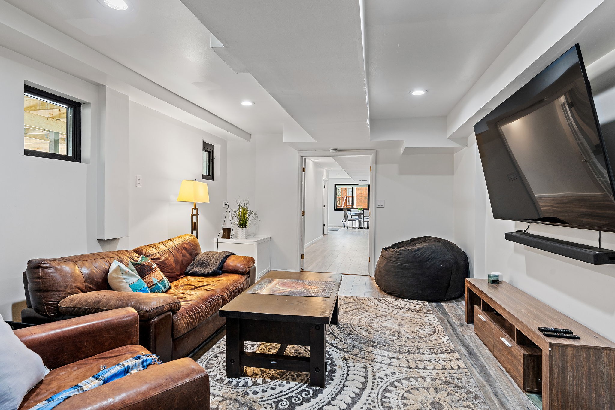 706 Roantree Dr