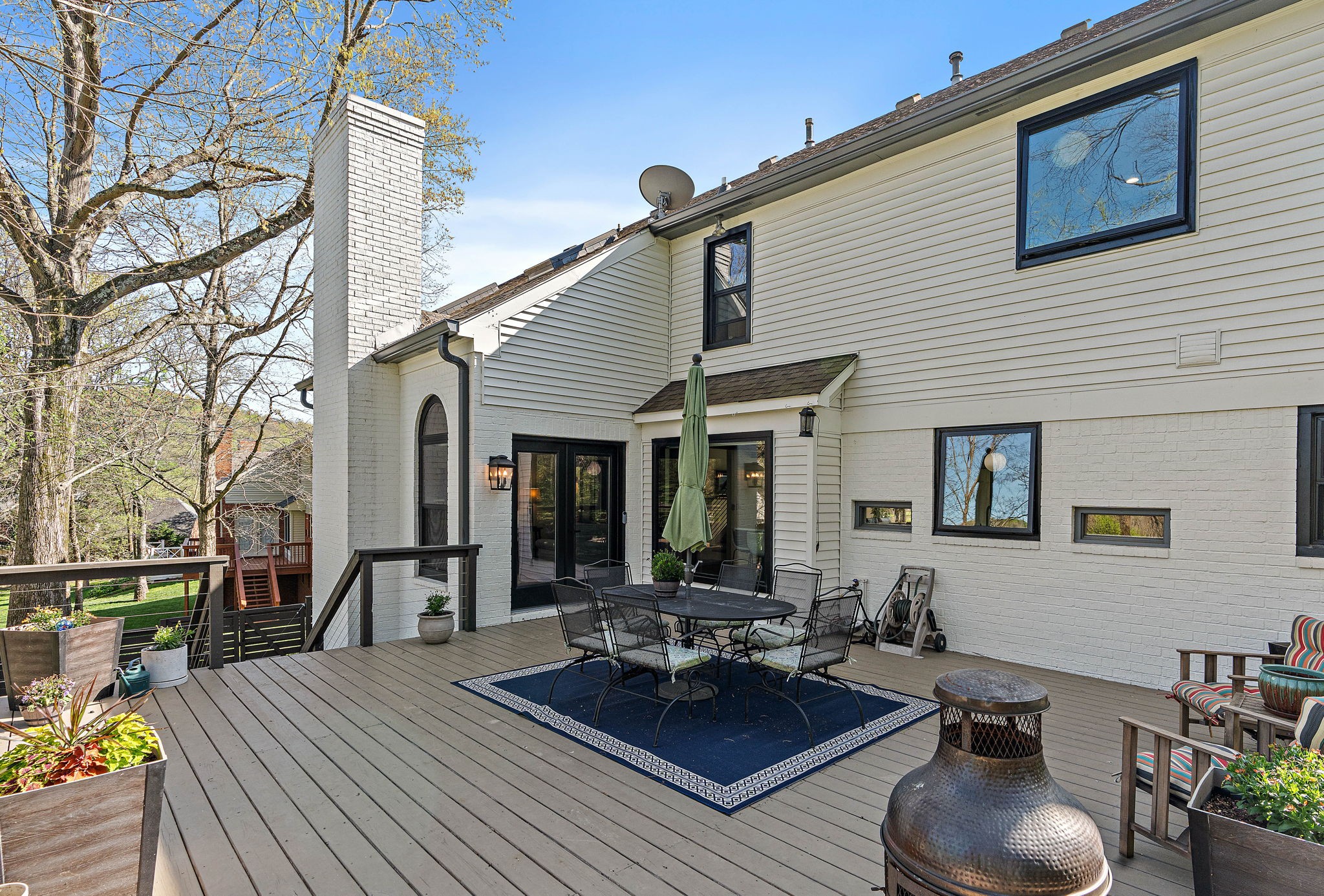 706 Roantree Dr