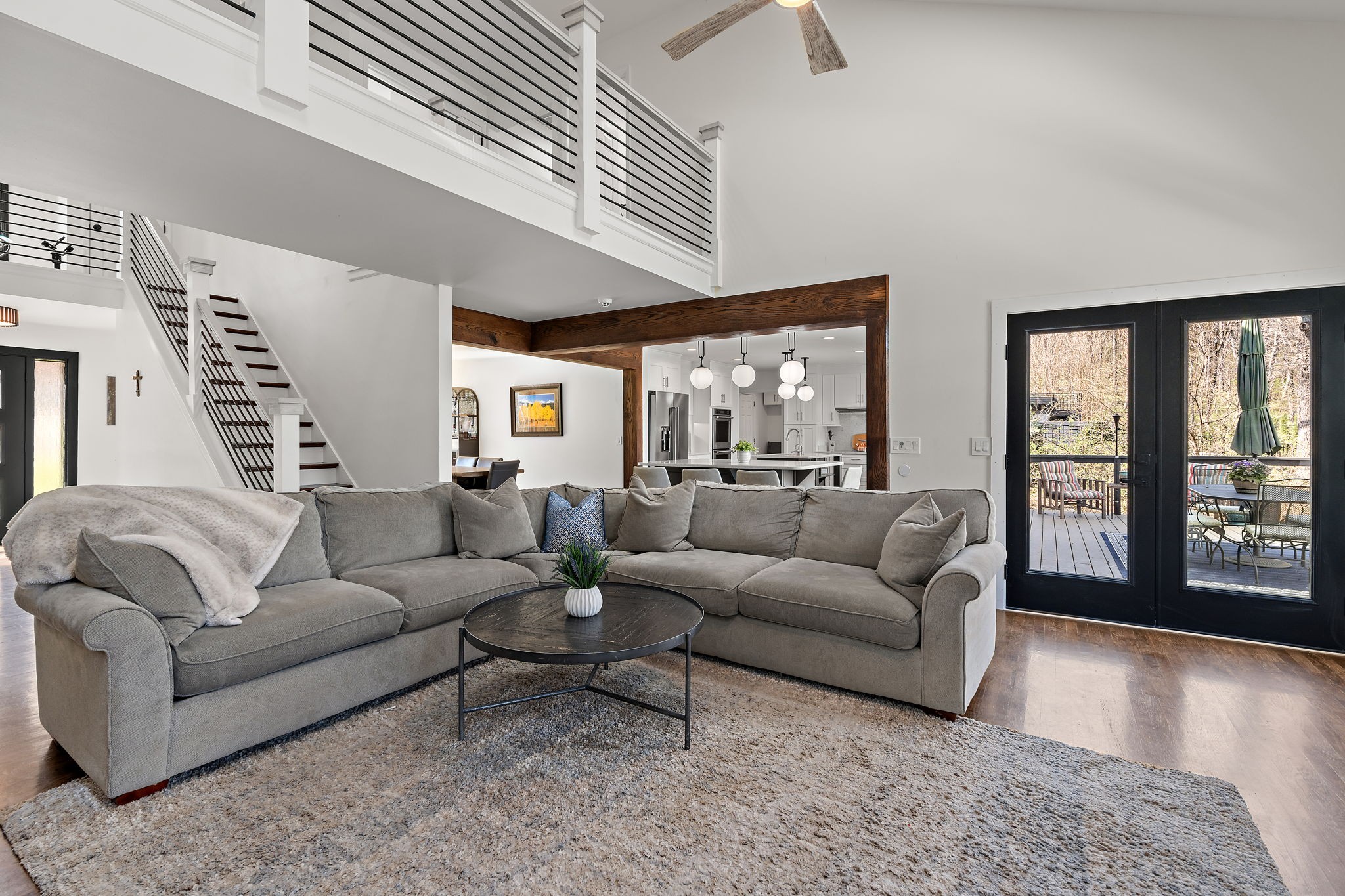 706 Roantree Dr