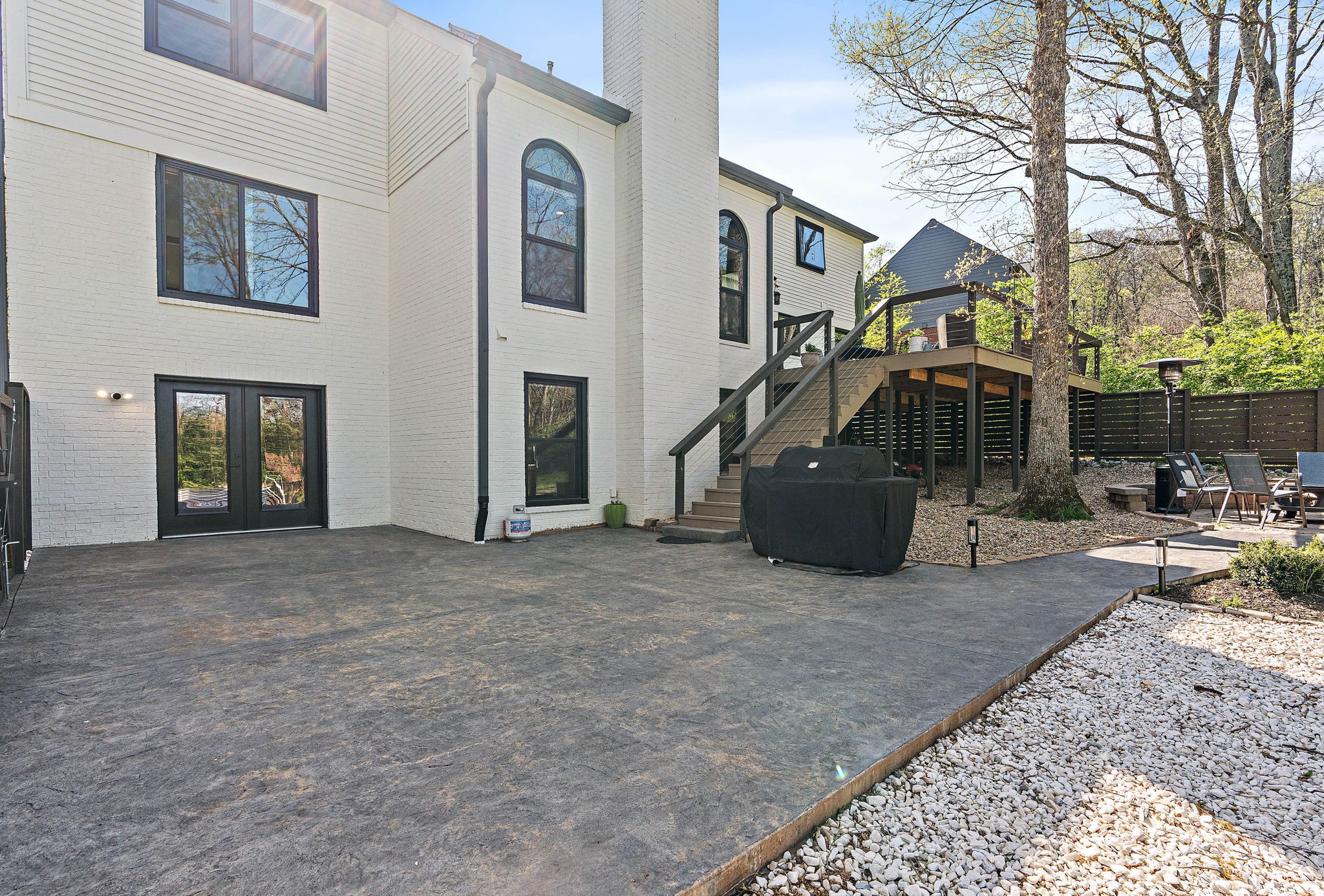 706 Roantree Dr